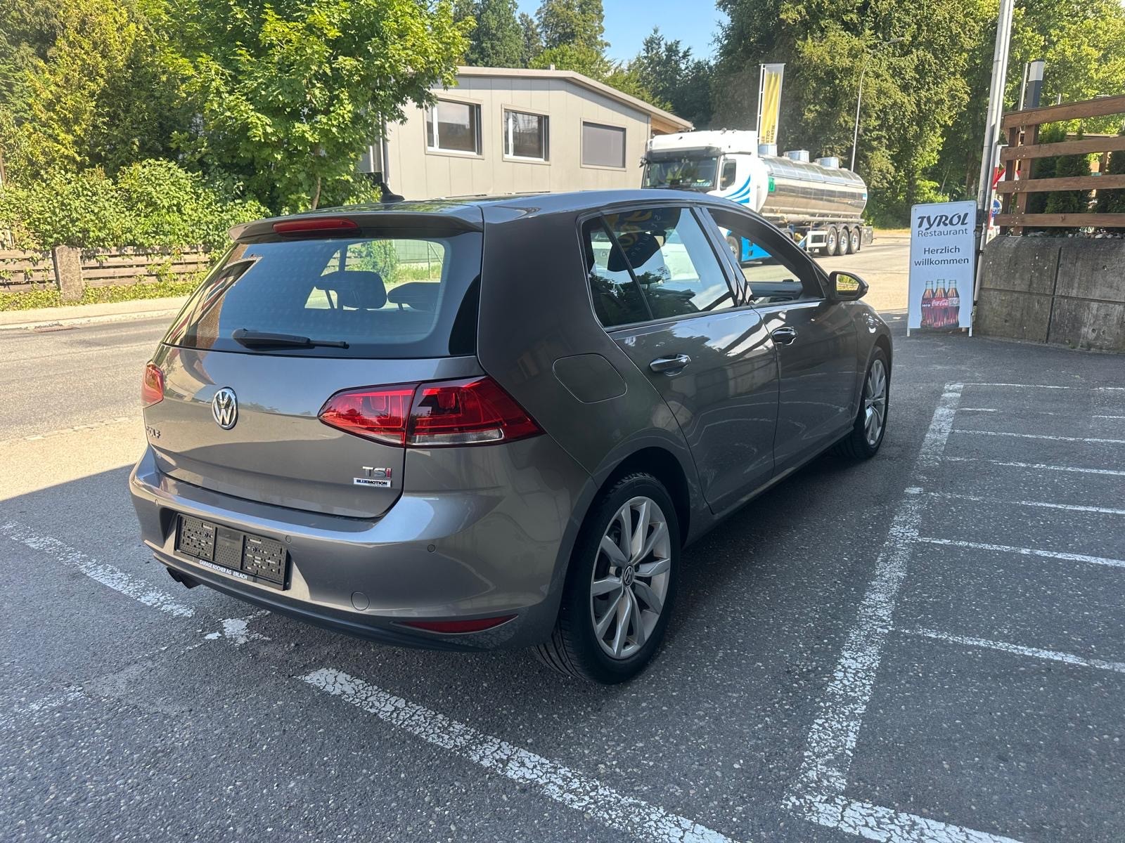 VW Golf 1.4 TSI Highline DSG-image-3