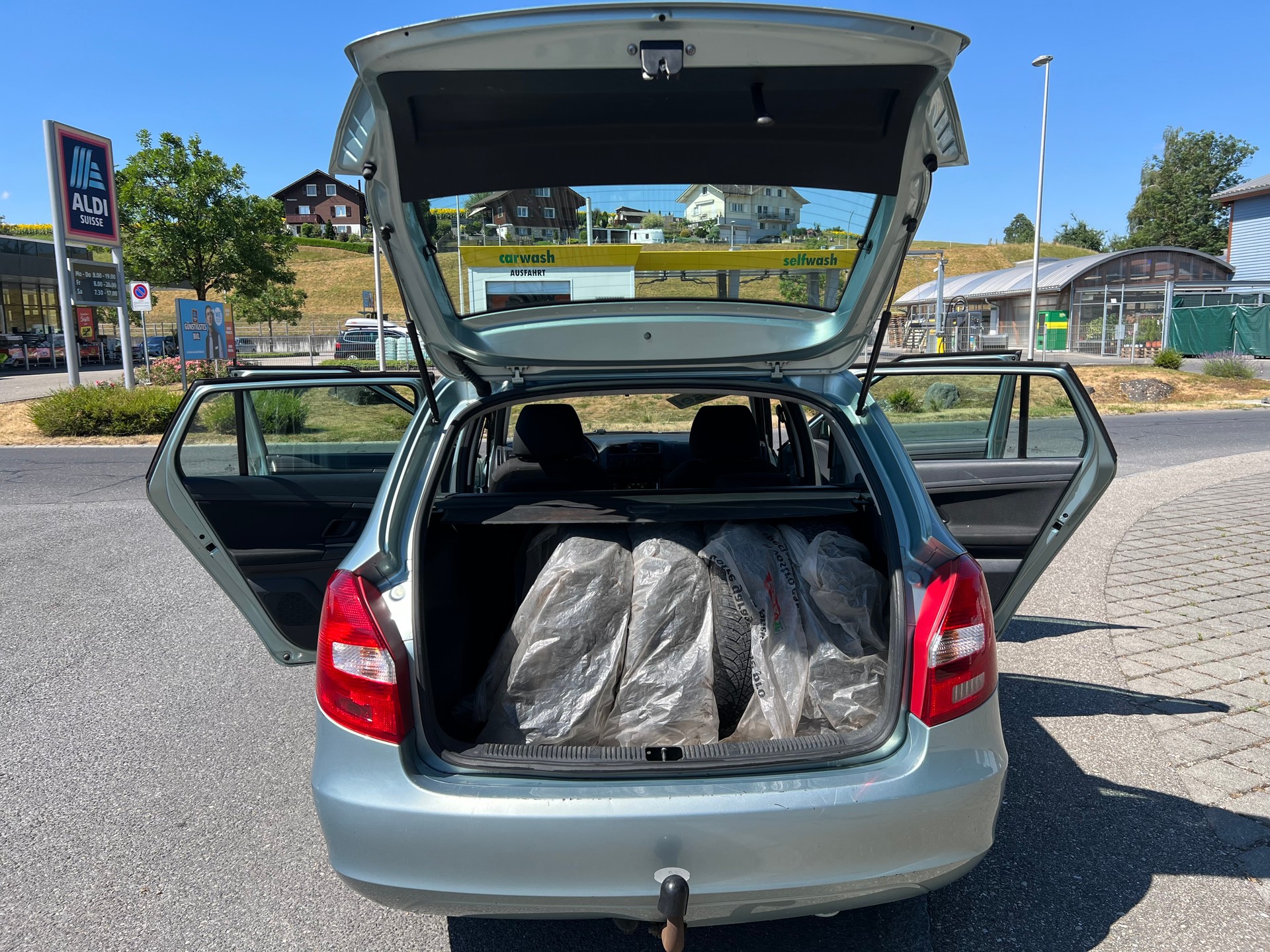 SKODA Fabia 1.2 TDI Greenline-image-11