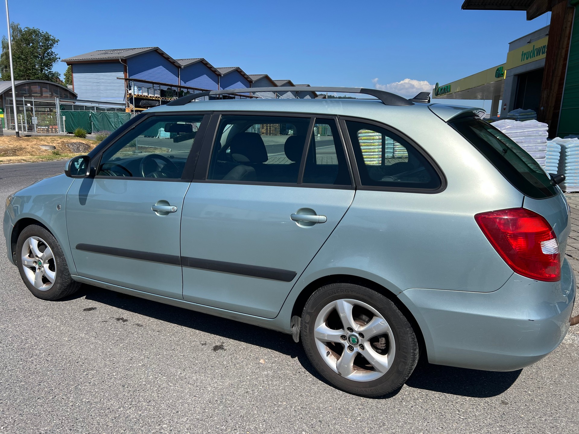 SKODA Fabia 1.2 TDI Greenline-image-3