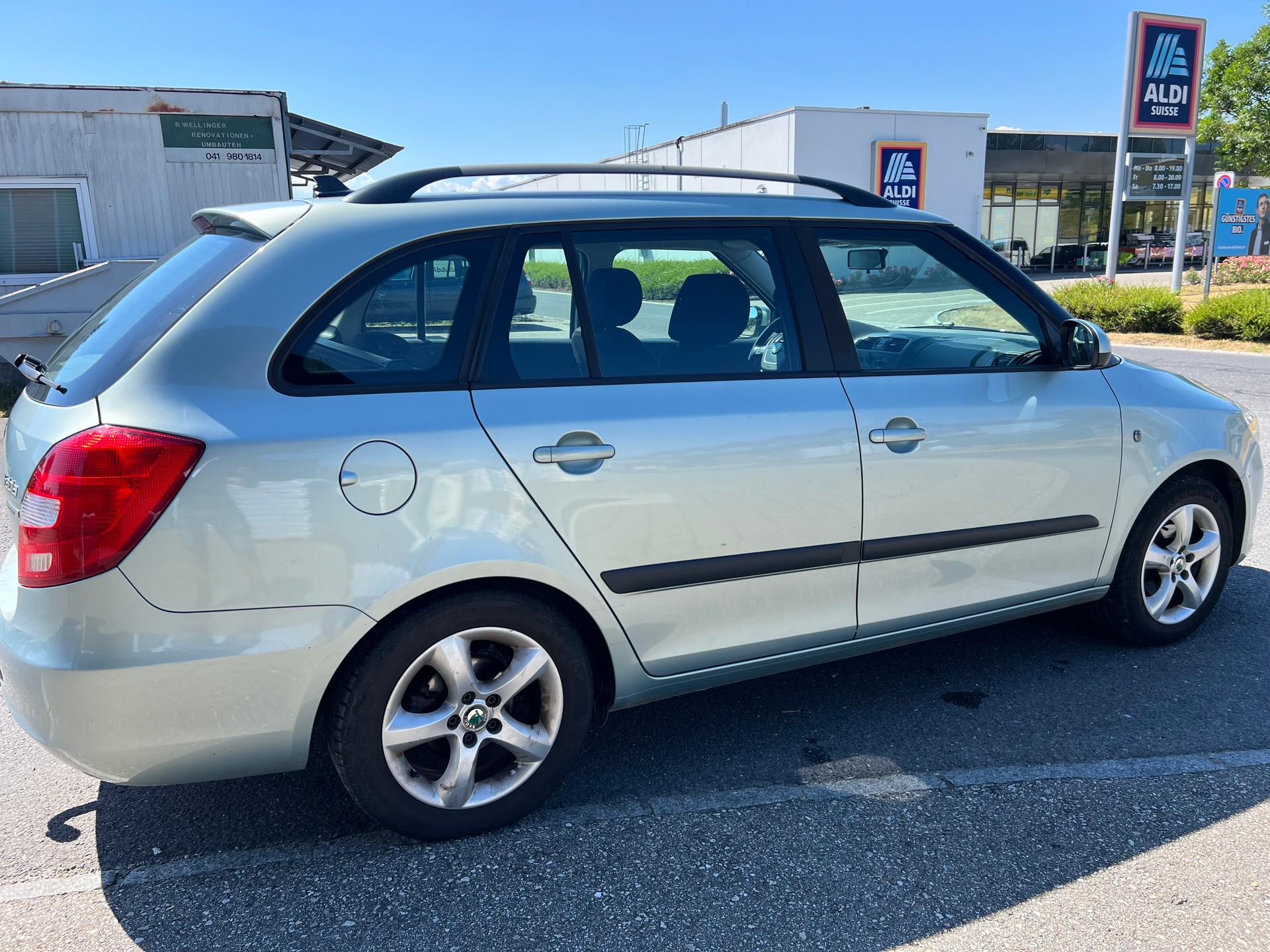 SKODA Fabia 1.2 TDI Greenline-image-4