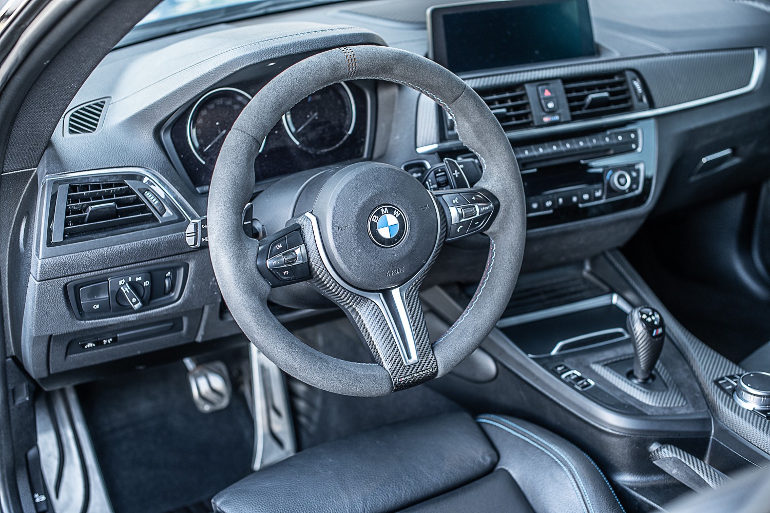 BMW M2-image-15