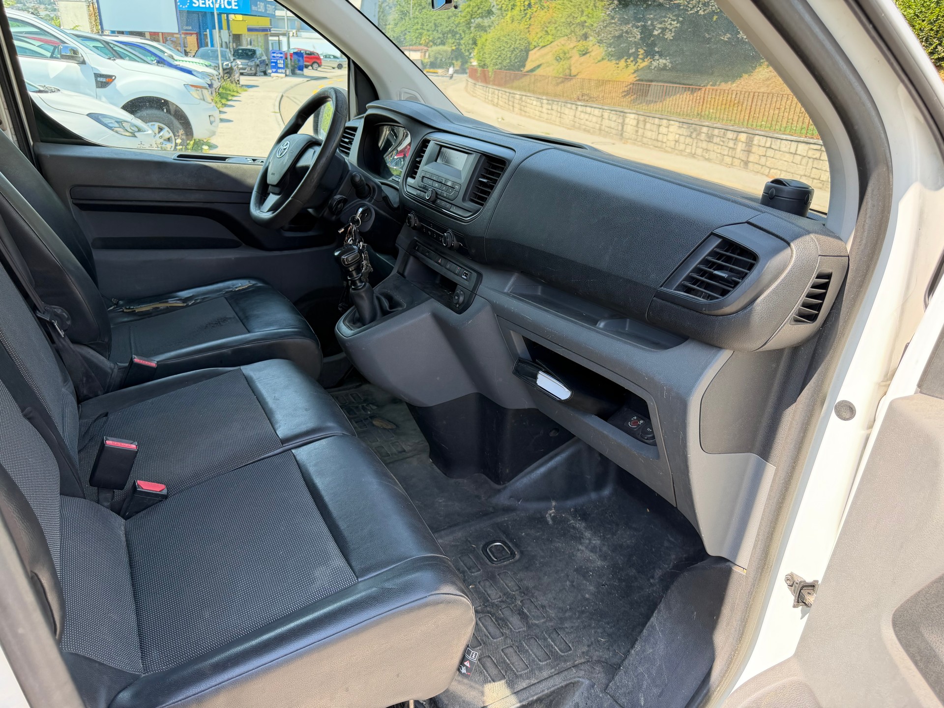 TOYOTA Proace 2.0D Panel Van L1 Luna-image-9