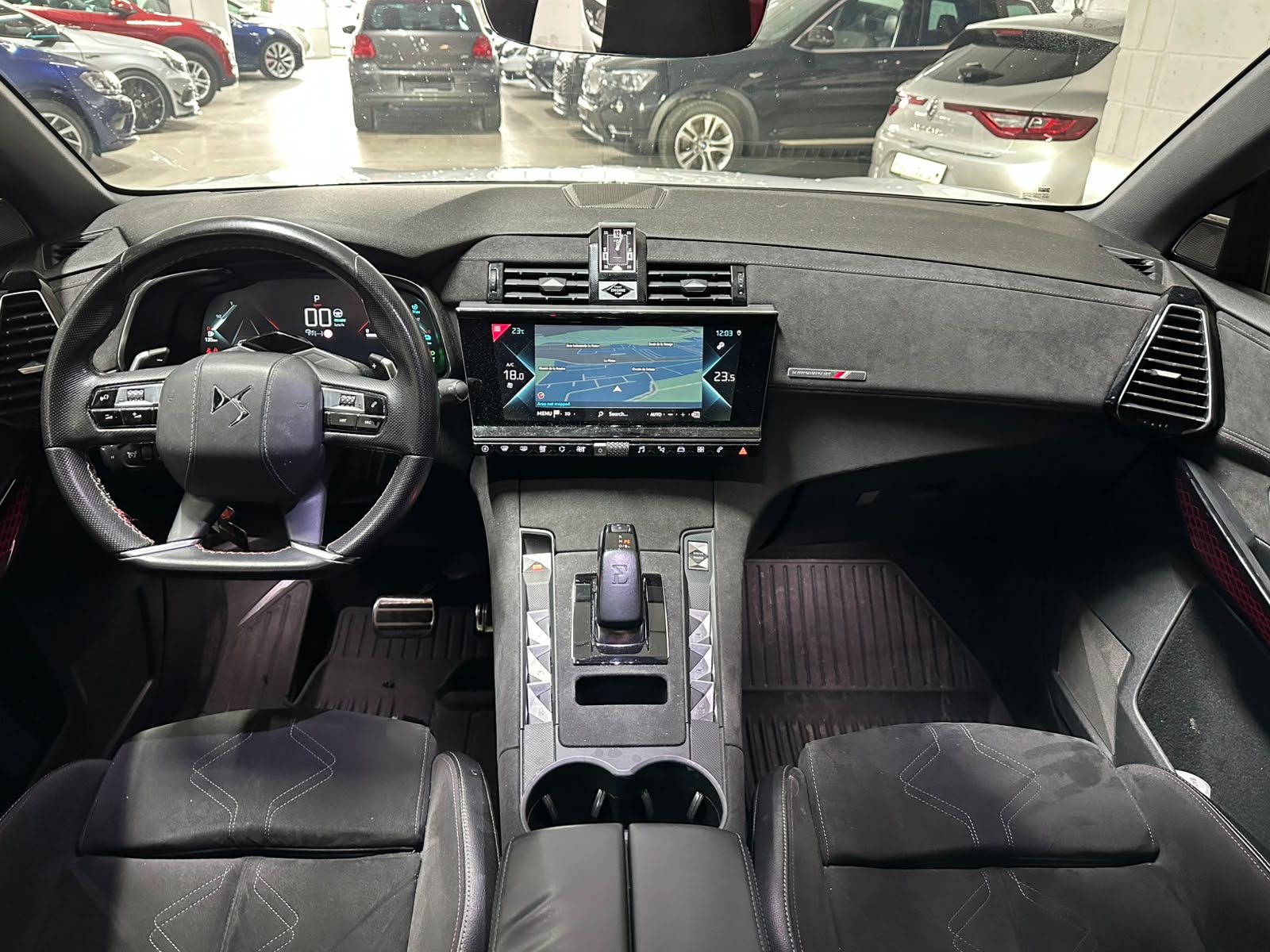 DS AUTOMOBILES DS 7 Crossback E-Tense 300 Performance Line-image-7