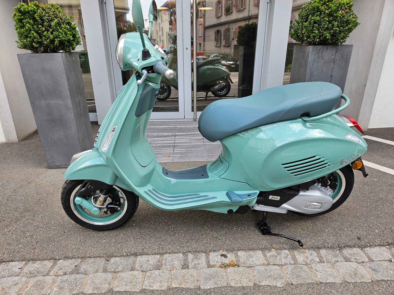 PIAGGIO Vespa Primavera 125 80th Euro 5+-showroom-element-2