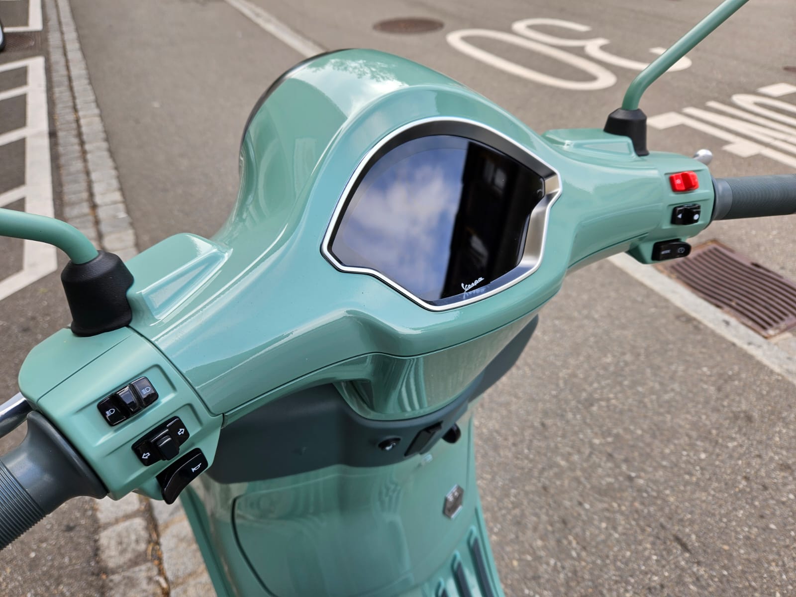PIAGGIO Vespa Primavera 125 80th Euro 5+-image-9