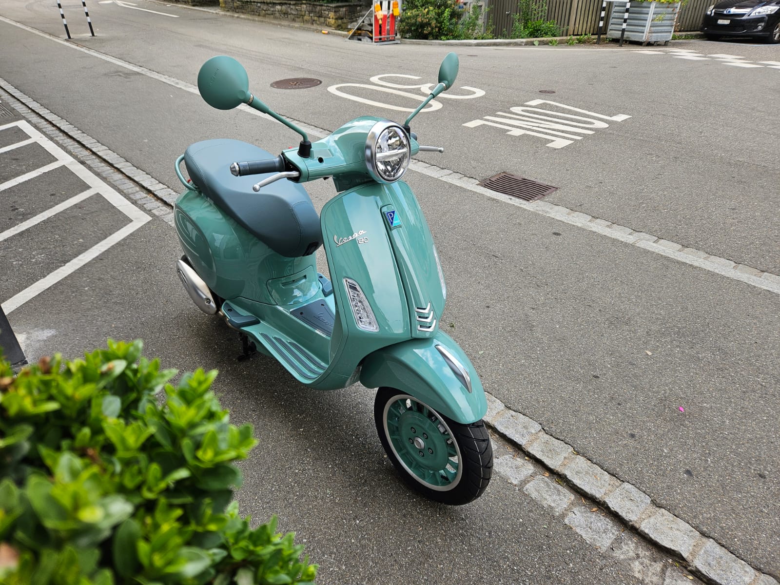 PIAGGIO Vespa Primavera 125 80th Euro 5+-showroom-element-3