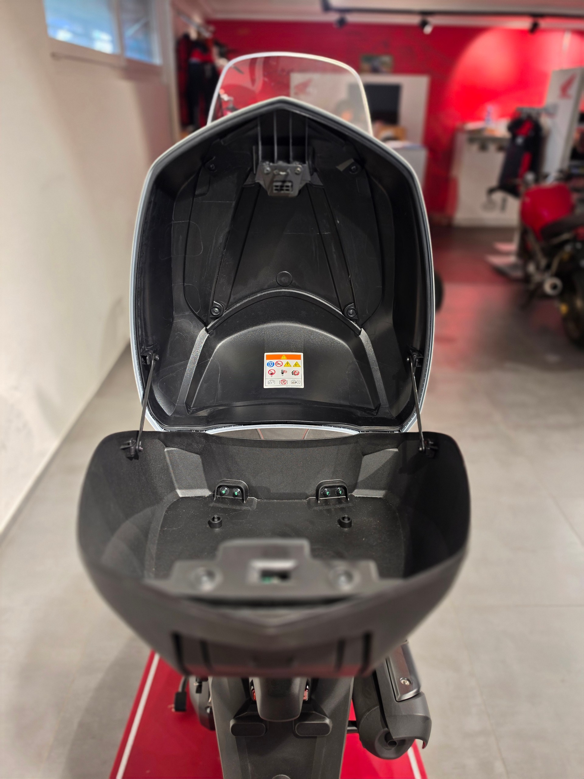 HONDA SH 125 i Mode-image-9