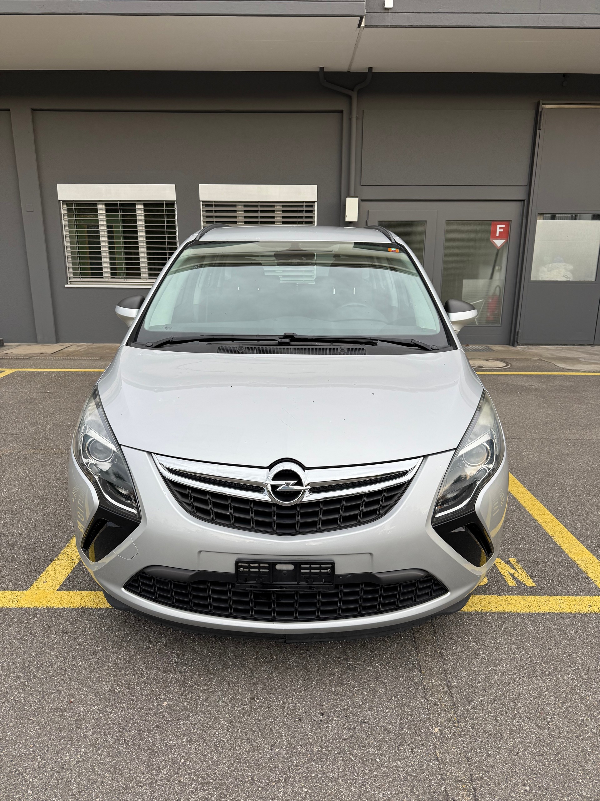 OPEL Zafira Tourer 1.6i 16V CNG Turbo Enjoy-image-1