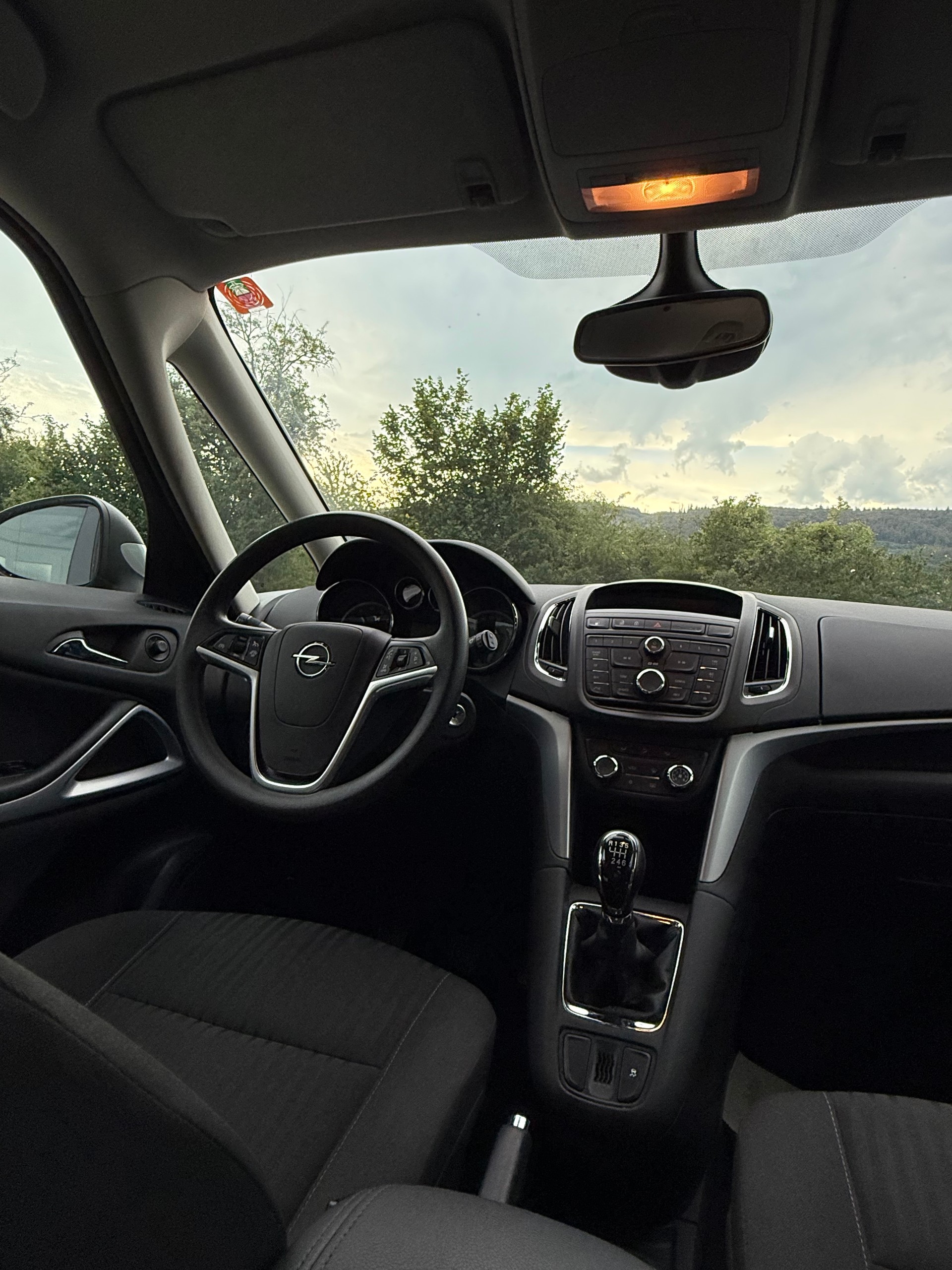 OPEL Zafira Tourer 1.6i 16V CNG Turbo Enjoy-image-13