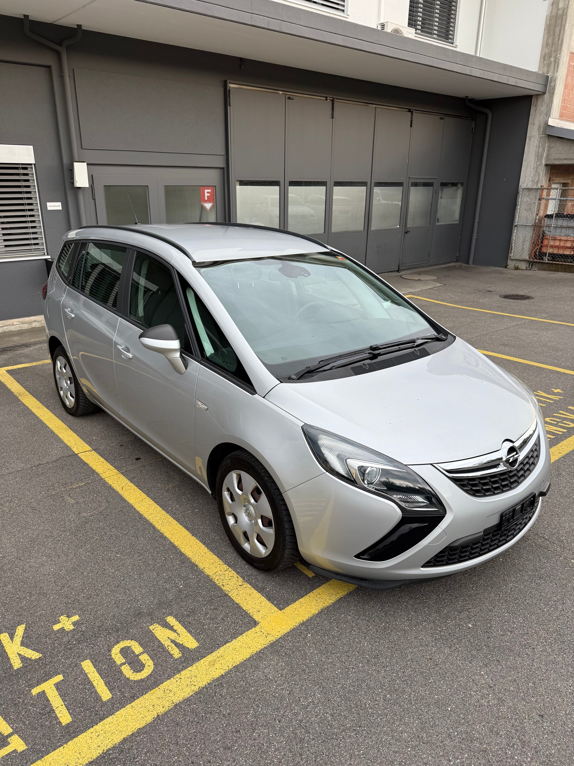 OPEL Zafira Tourer 1.6i 16V CNG Turbo Enjoy-image-10