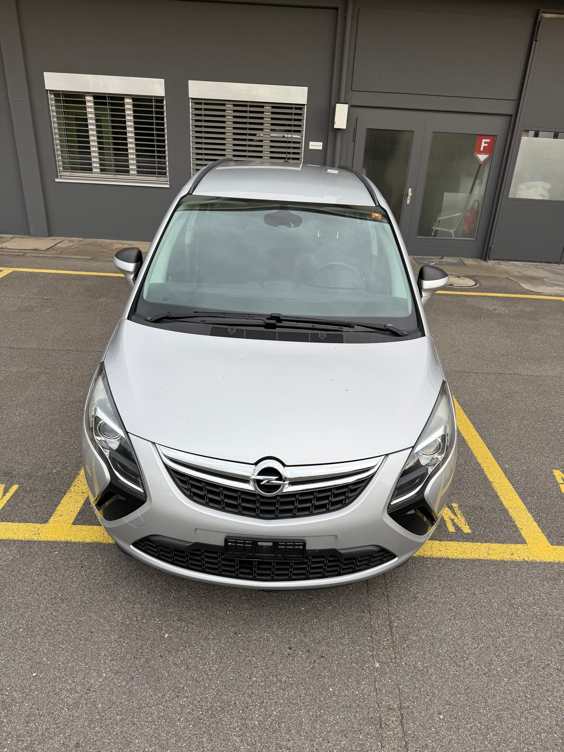 OPEL Zafira Tourer 1.6i 16V CNG Turbo Enjoy-image-2