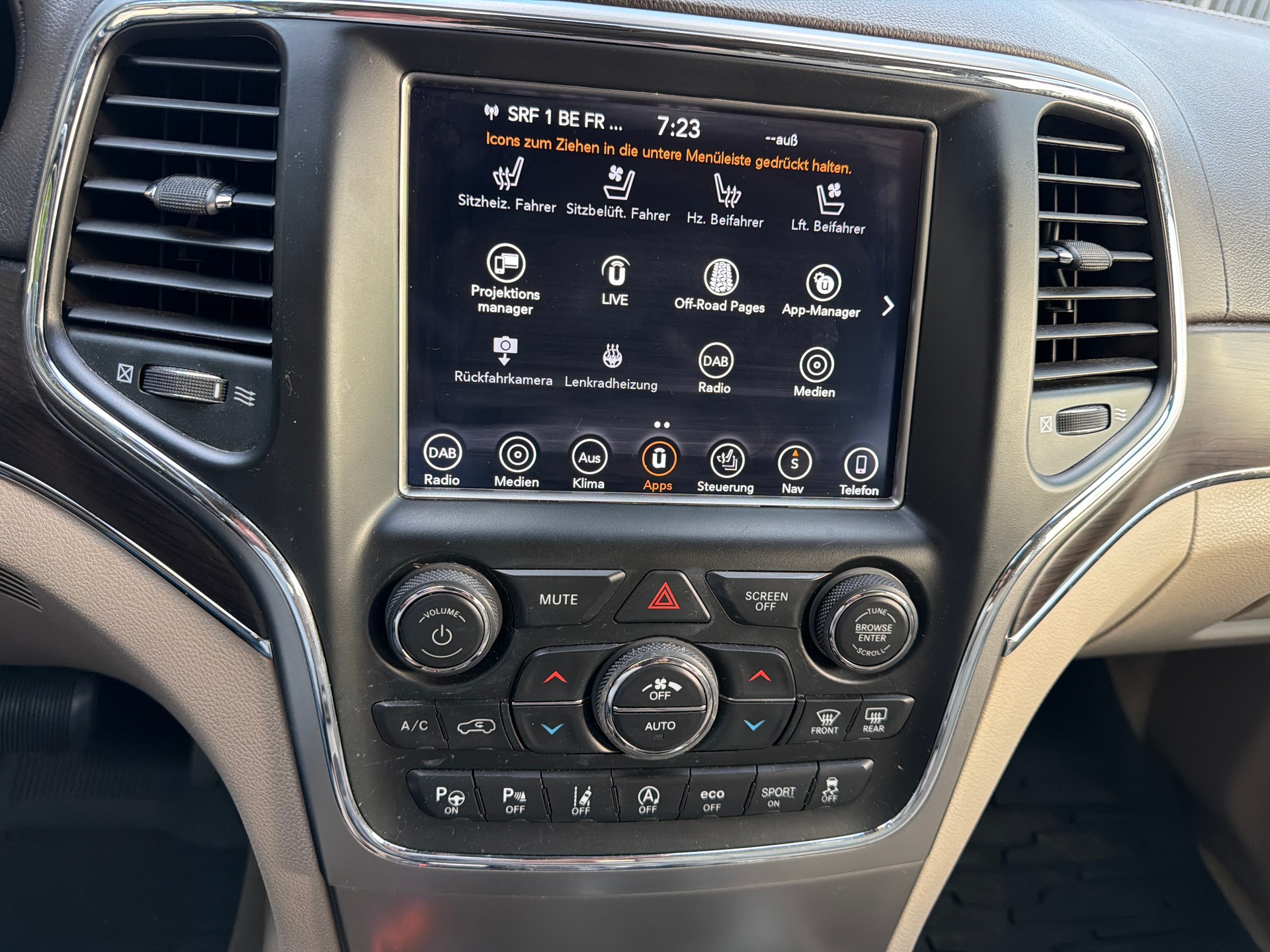 JEEP Grand Cherokee 3.0 CRD Overland Automatic-image-13