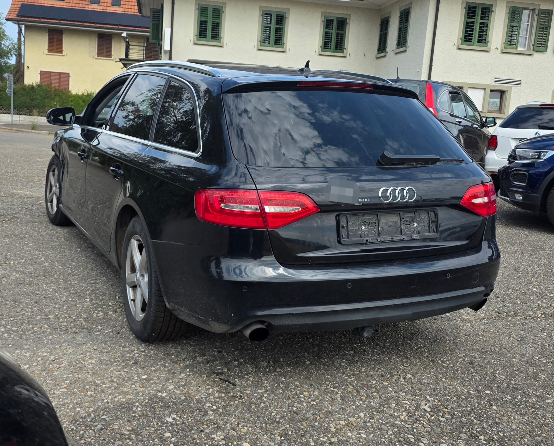 AUDI A4 Avant 1.8 TFSI multitronic-image-4