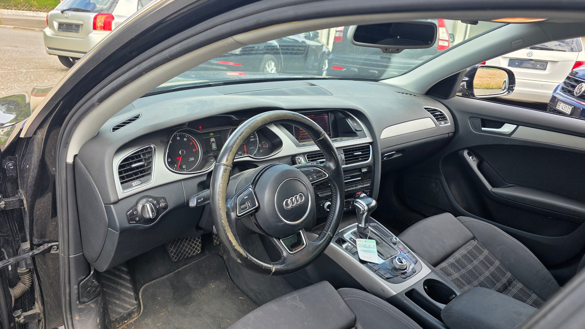 AUDI A4 Avant 1.8 TFSI multitronic-image-6