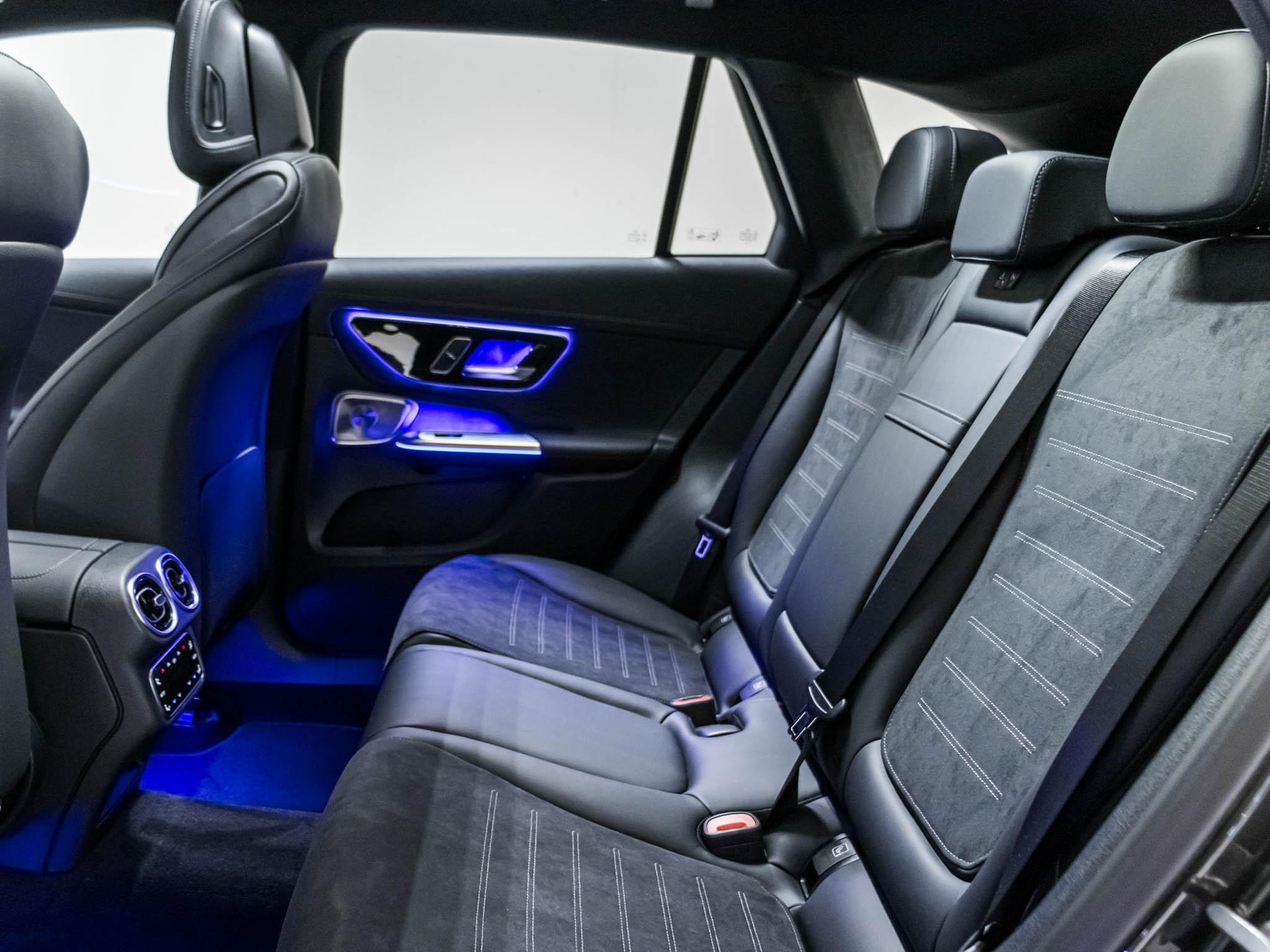 MERCEDES-BENZ GLC 220 d 4MATIC-image-7