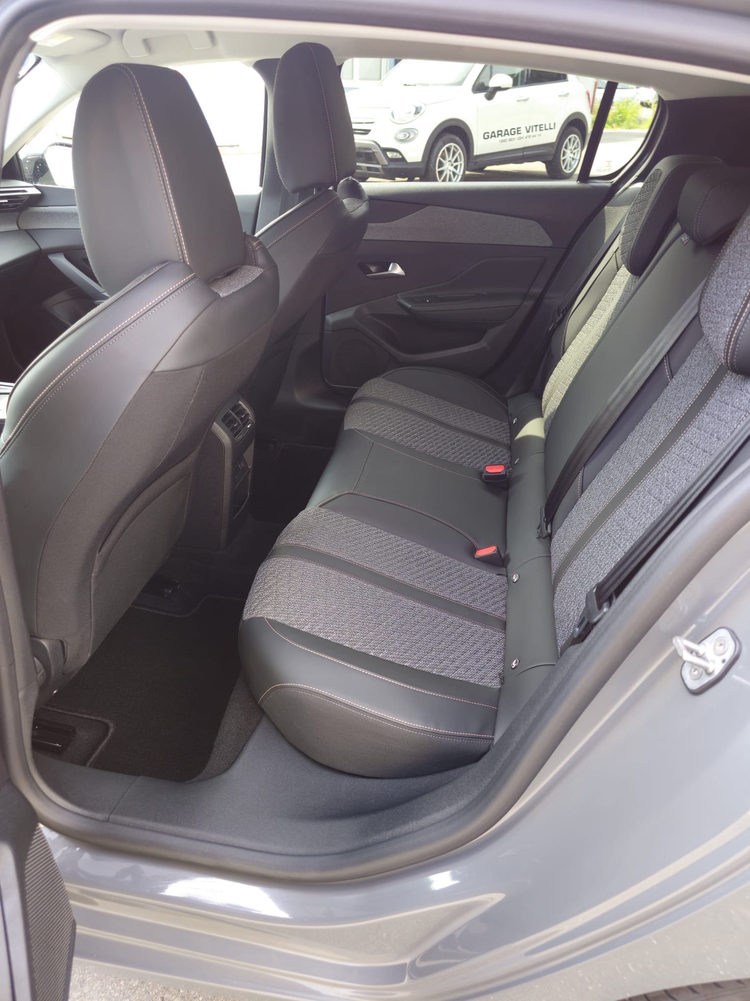 PEUGEOT 308 1.2 HEV 145 GT-image-8