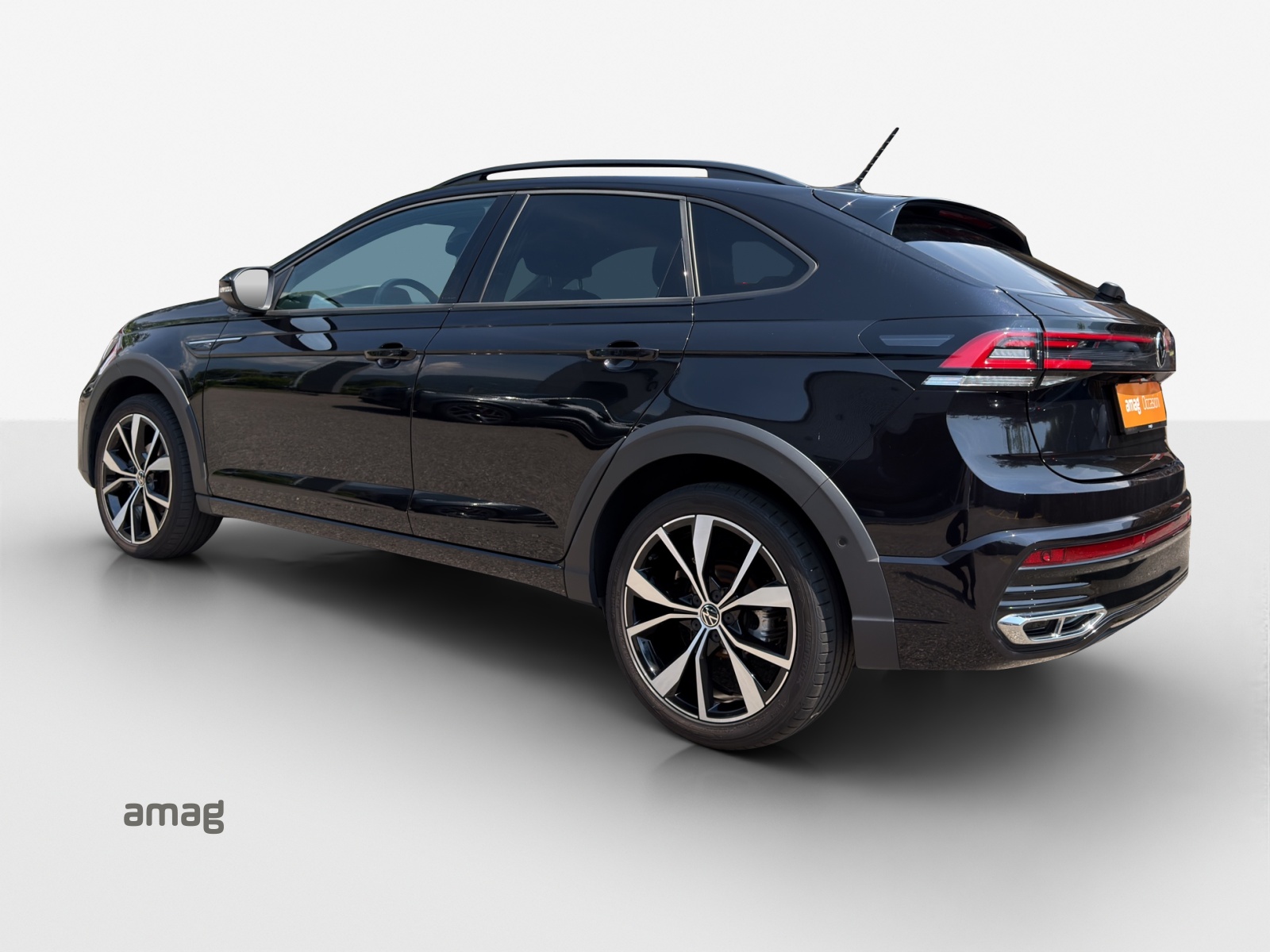 VW Taigo 1.0 TSI R-Line DSG-image-2