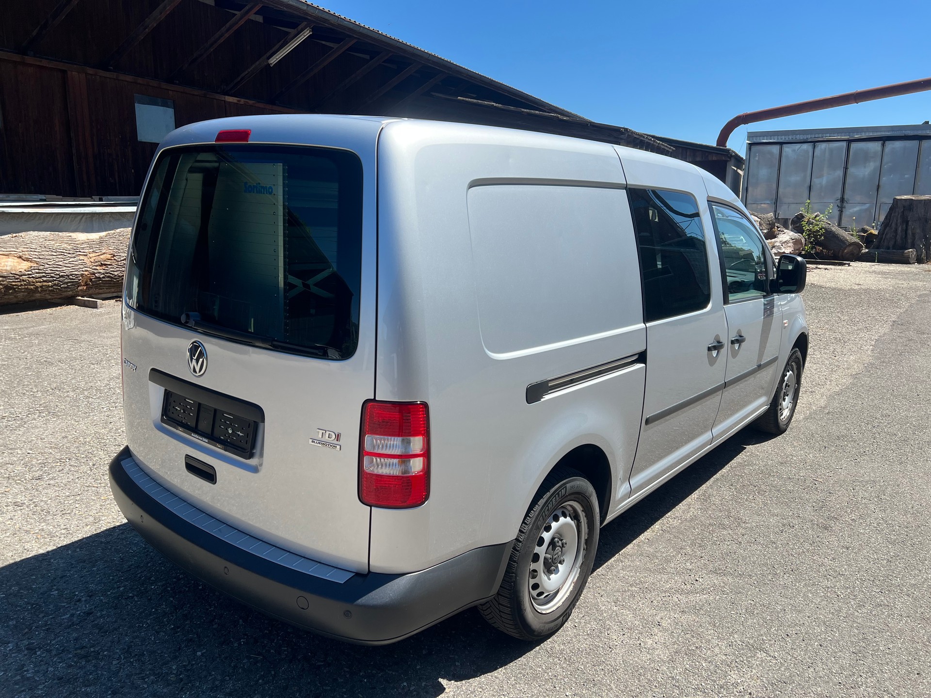 VW Caddy Maxi 1.6 TDI Blue Motion Technology DSG-image-3