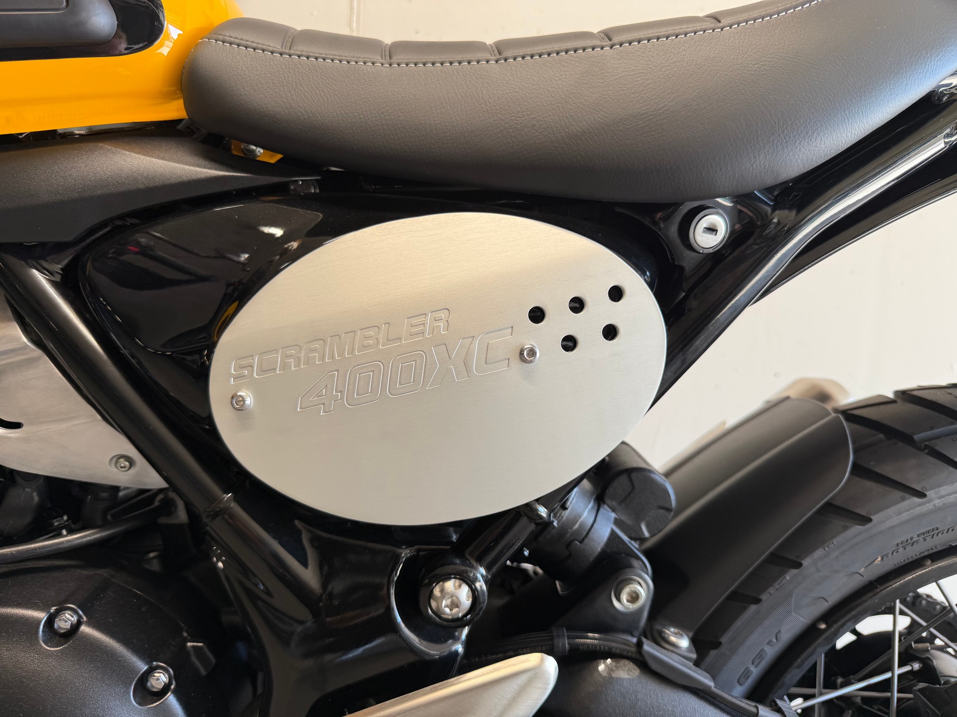 TRIUMPH 400 XC-image-4