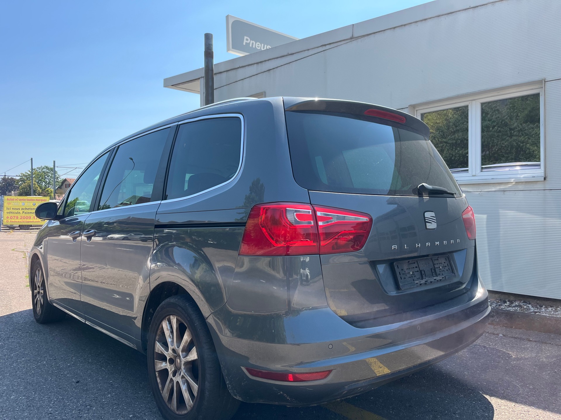 SEAT Alhambra 1.4 TSI Budget-image-3