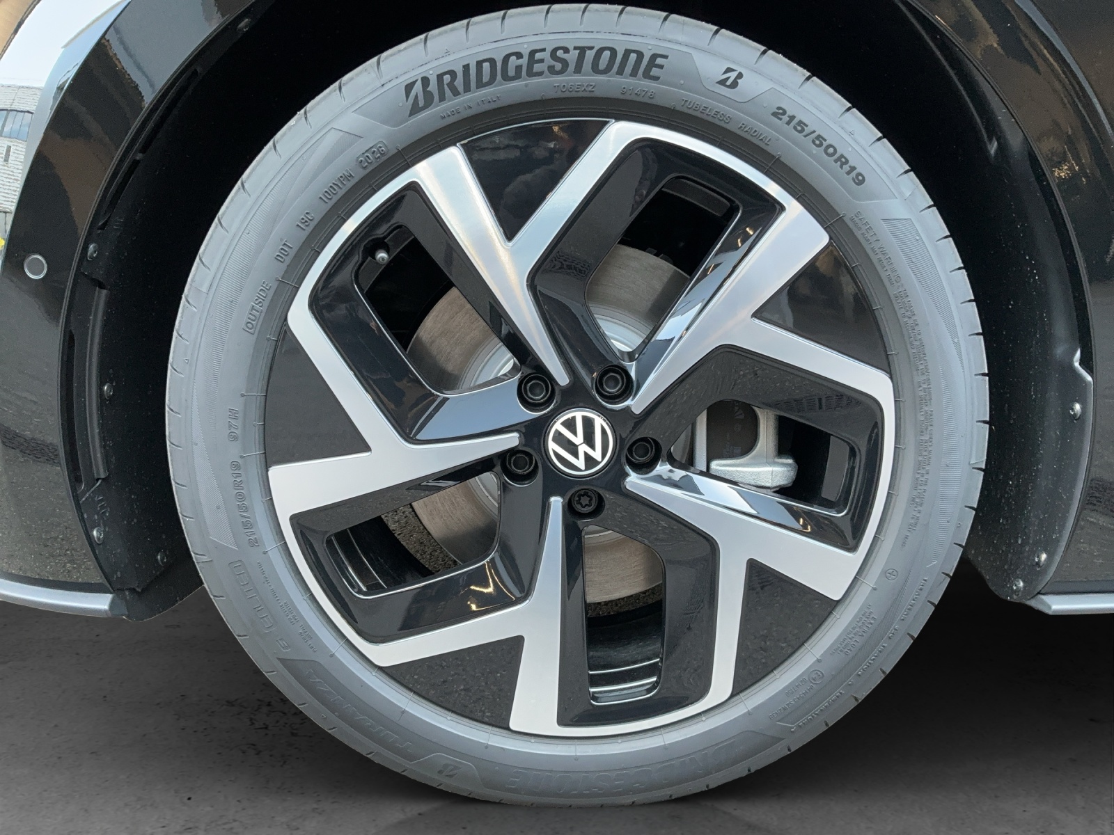 VW ID.3 Neo 79 kWh 231 PS Style-image-12