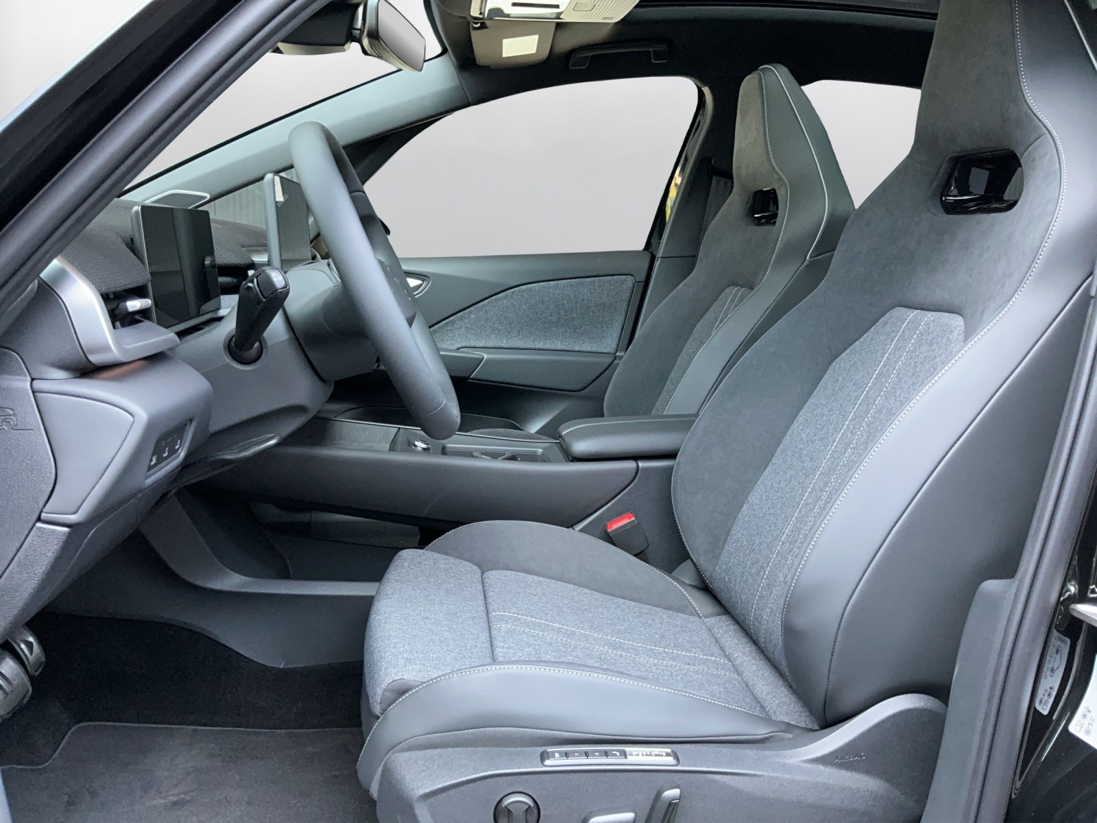 VW ID.3 Neo 79 kWh 231 PS Style-image-9