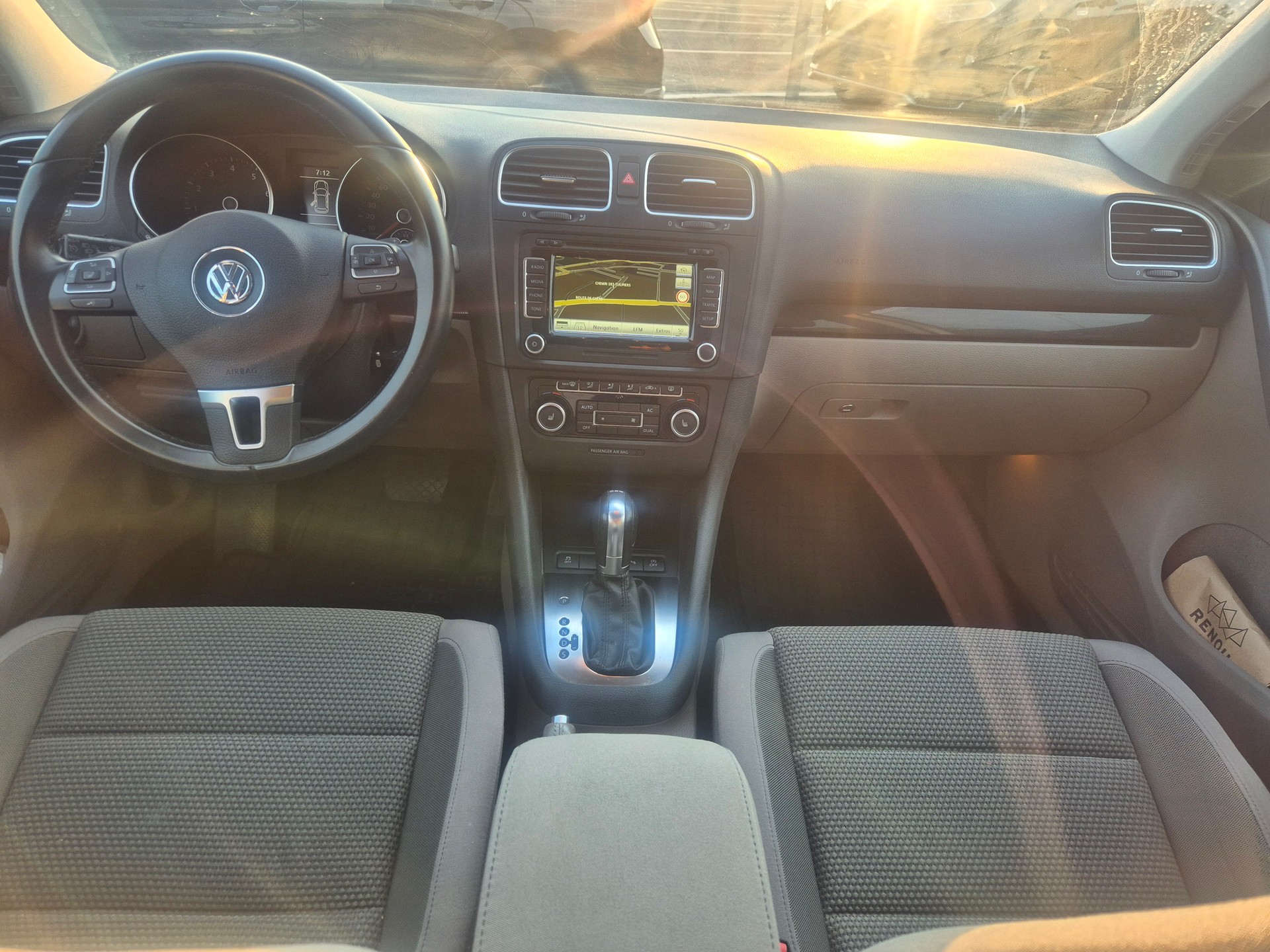 VW Golf 1.2 TSI BlueMotion Technology Team DSG-image-4
