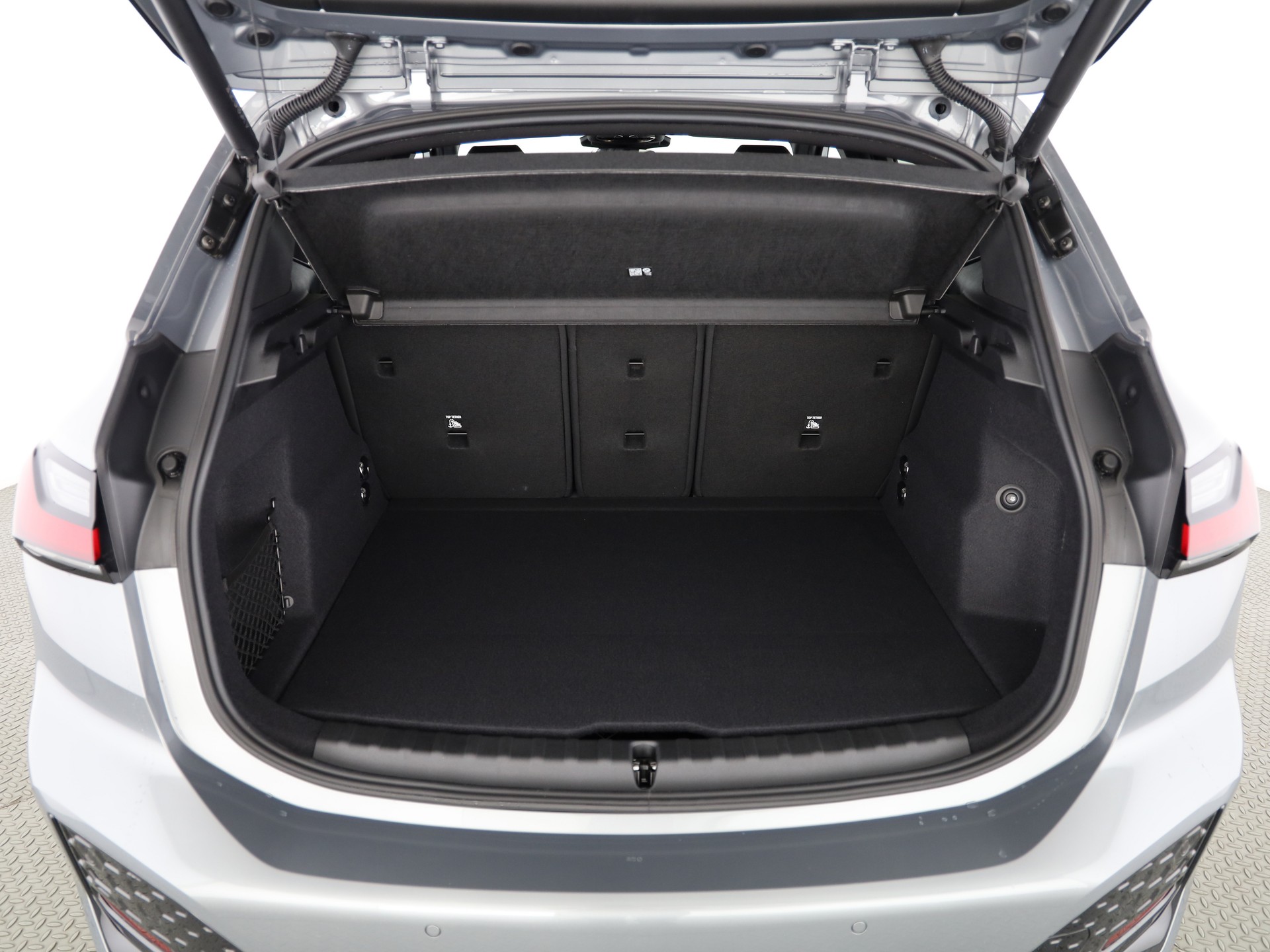 BMW 223d xDrive Active Tourer-image-12