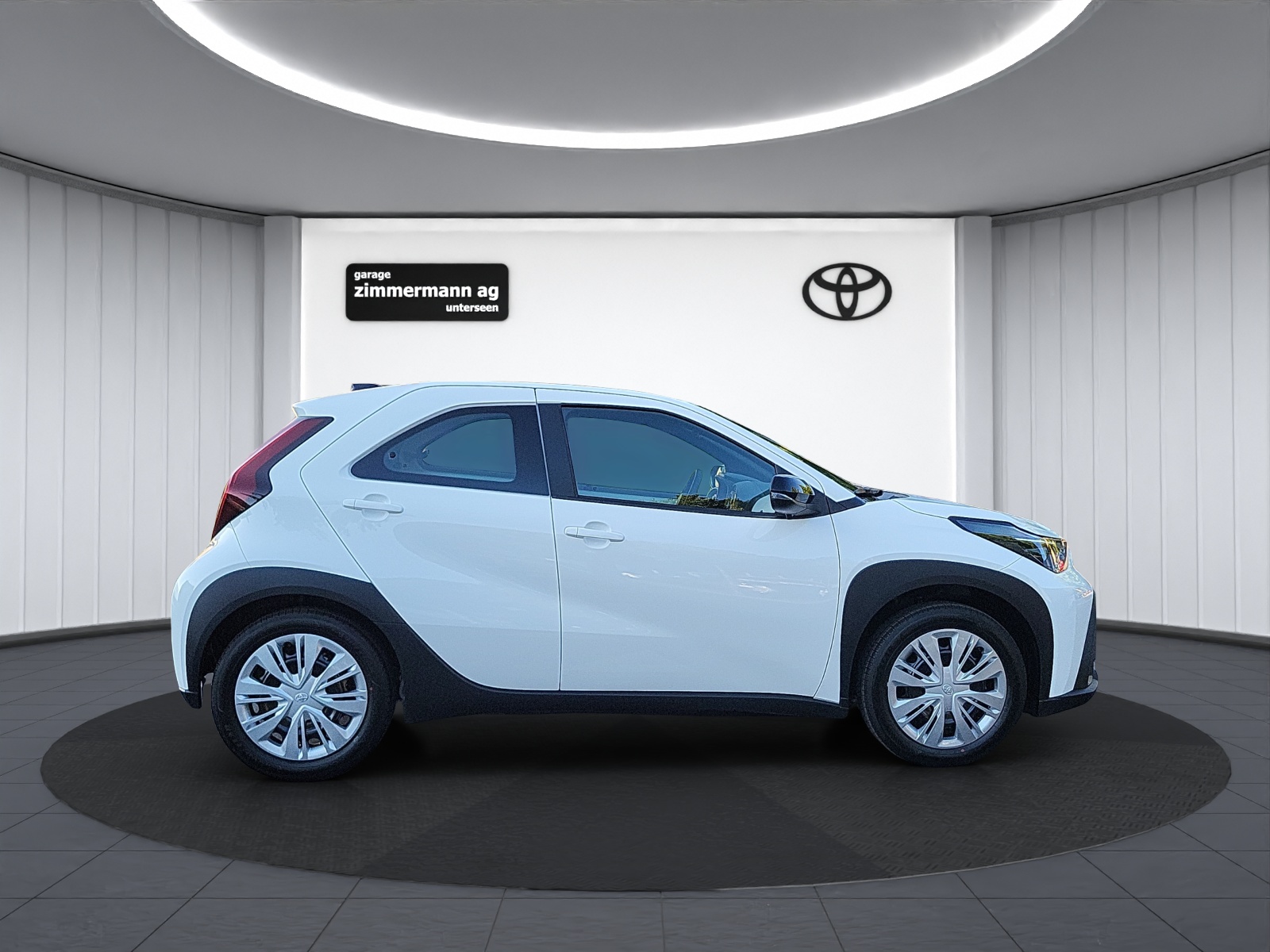 TOYOTA Aygo X 1.5 VVT-i HSD Comfort-image-4