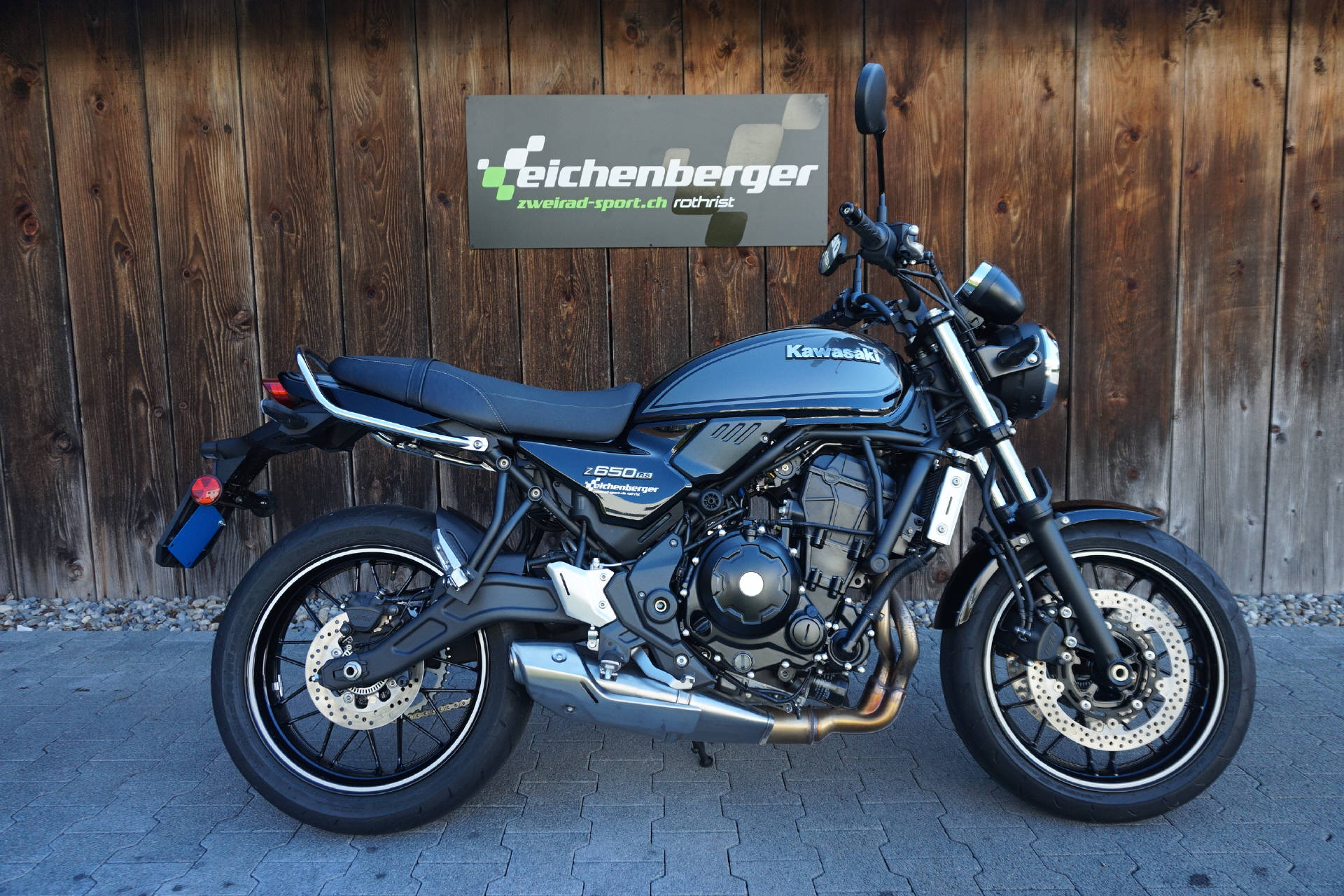 KAWASAKI Z 650 RS ABS (35kW)-showroom-element-2