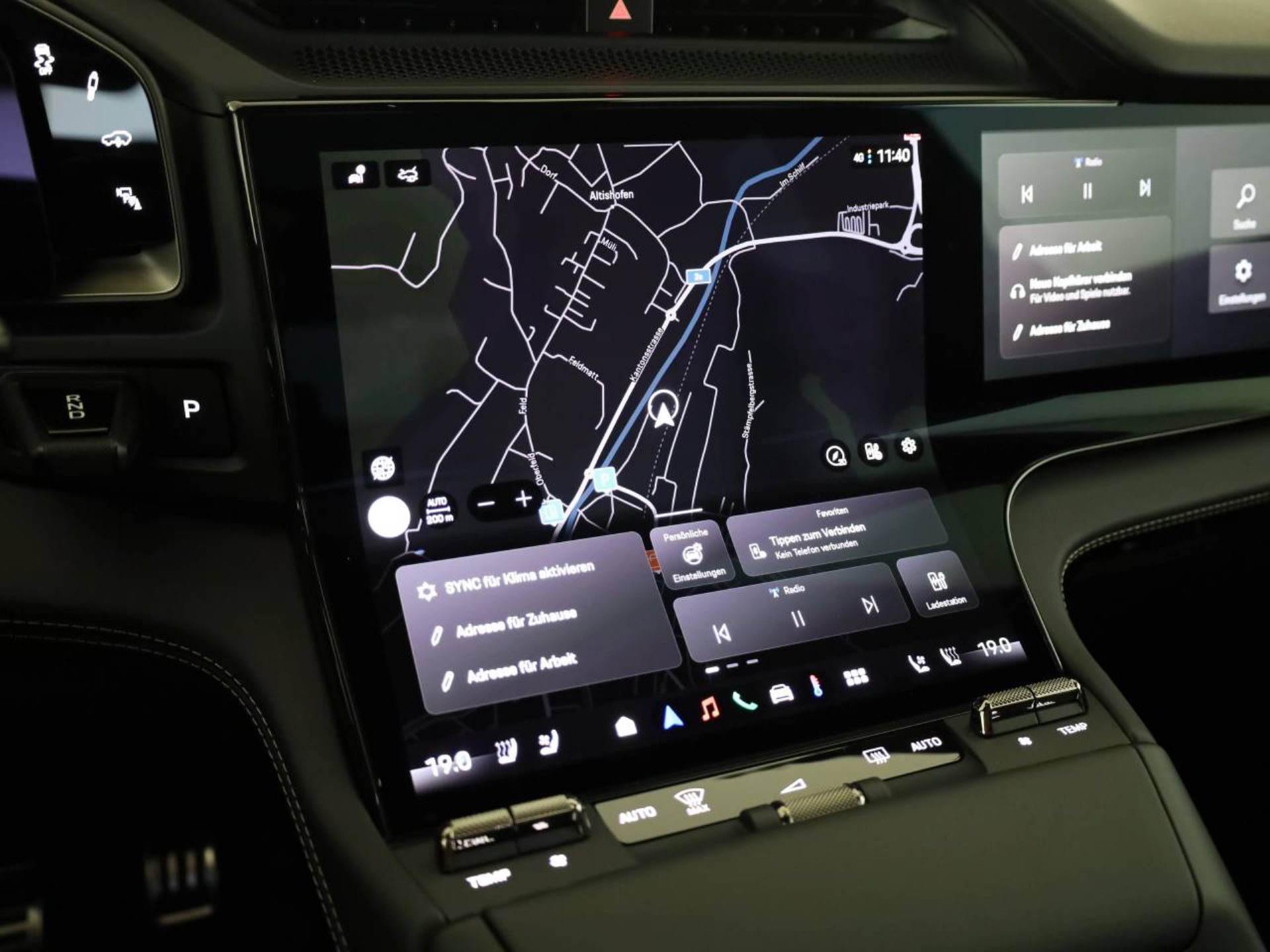 PORSCHE Cayenne Turbo Coupé Electric-image-11