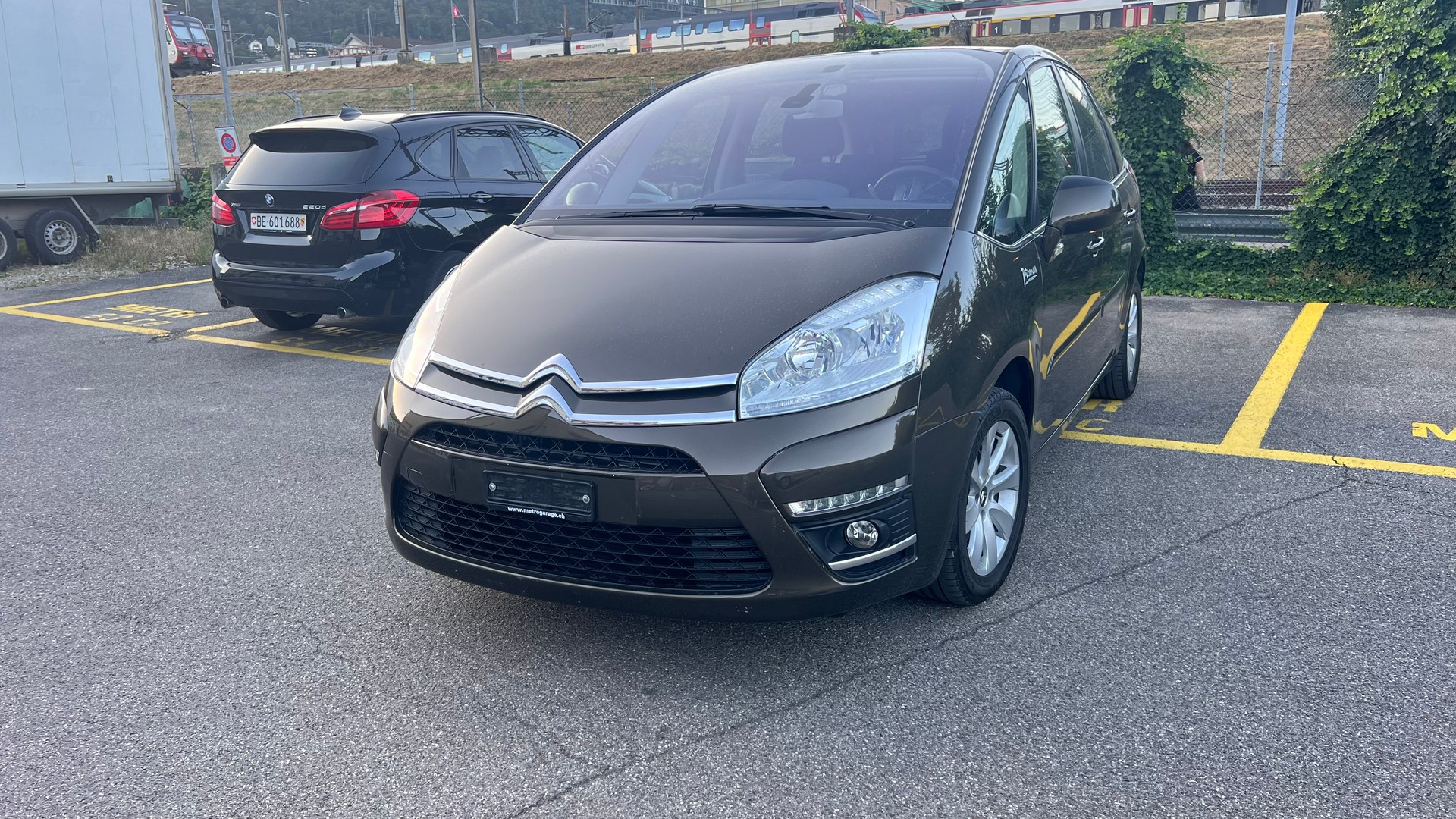 CITROEN C4 Picasso 1.6i 16V THP Swiss Style EGS6-image-0