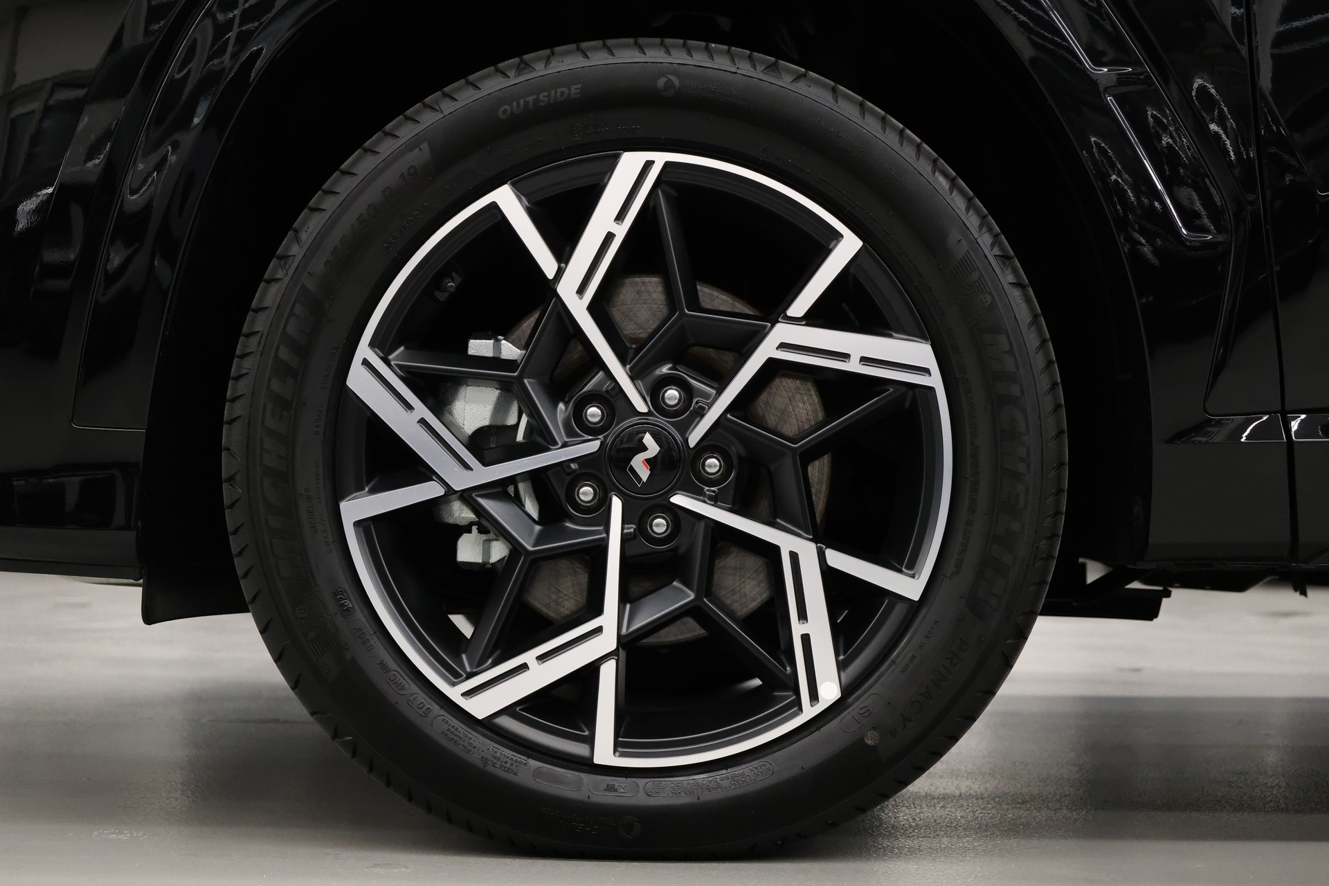 HYUNDAI Tucson 1.6 T-GDi PHEV N-Line 4WD-image-13