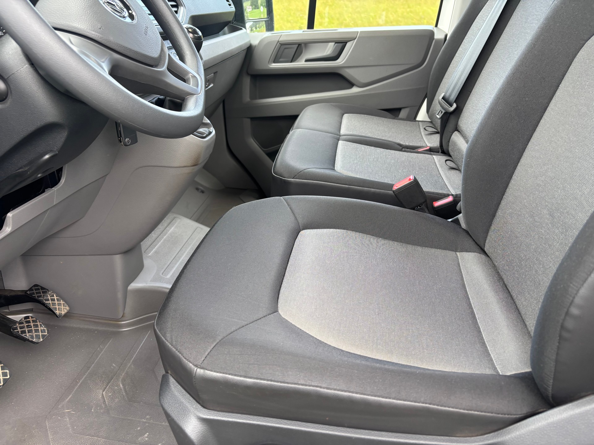 VW Crafter 35 2.0 TDI L3-image-9