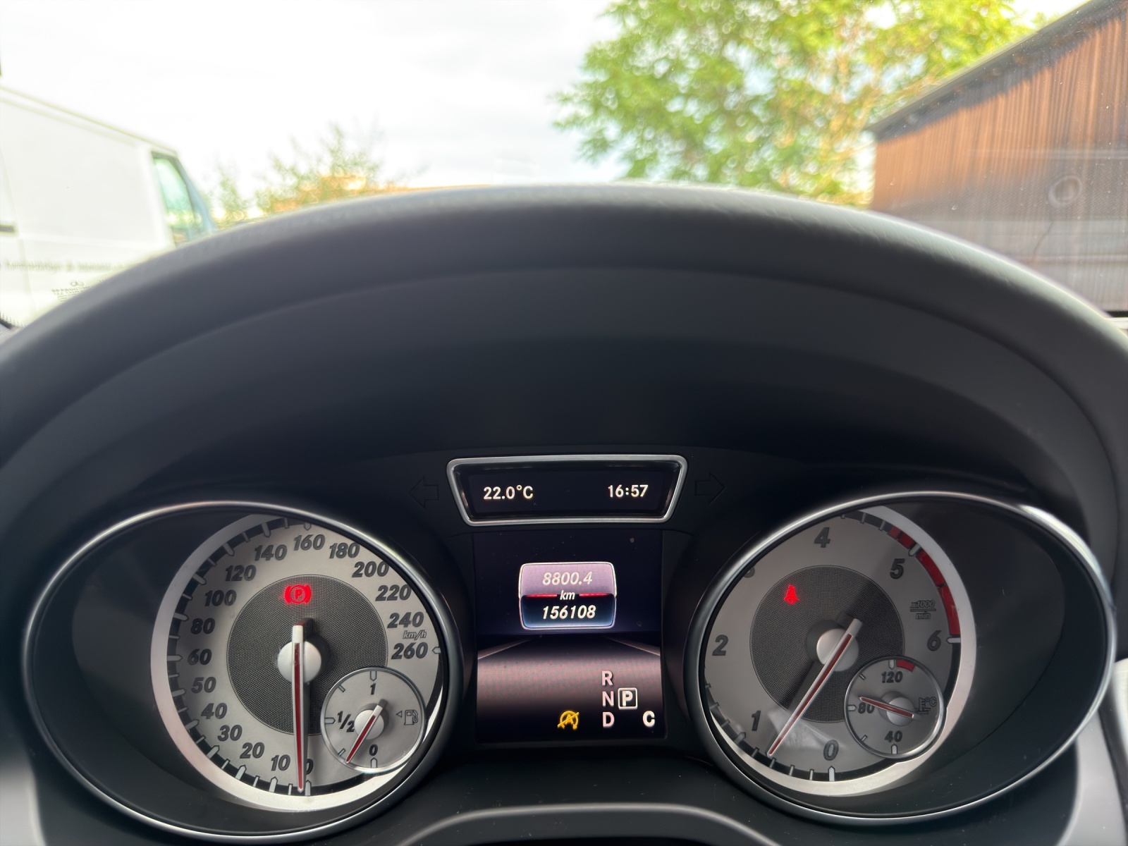 MERCEDES-BENZ CLA Shooting Brake 200 CDI AMG Line 4Matic 7G-DCT-image-21