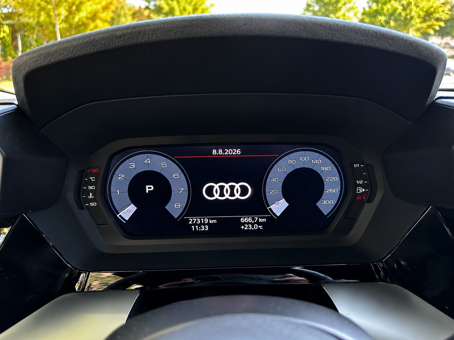 AUDI S3 2.0 TFSI quattro S-Tronic-image-5