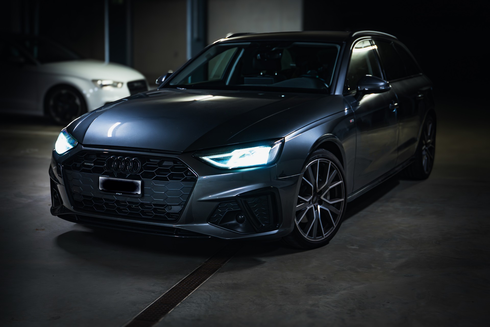 AUDI 2.0 40 TFSI S Line quattro S-Tronic-image-0