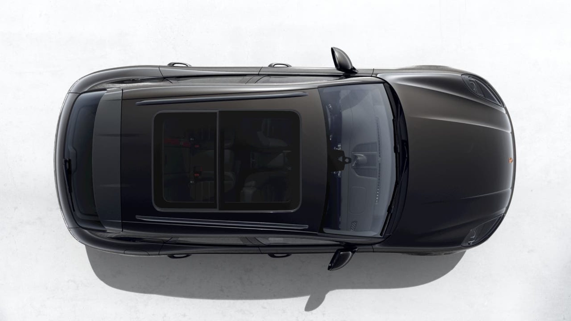 PORSCHE Macan T-image-4