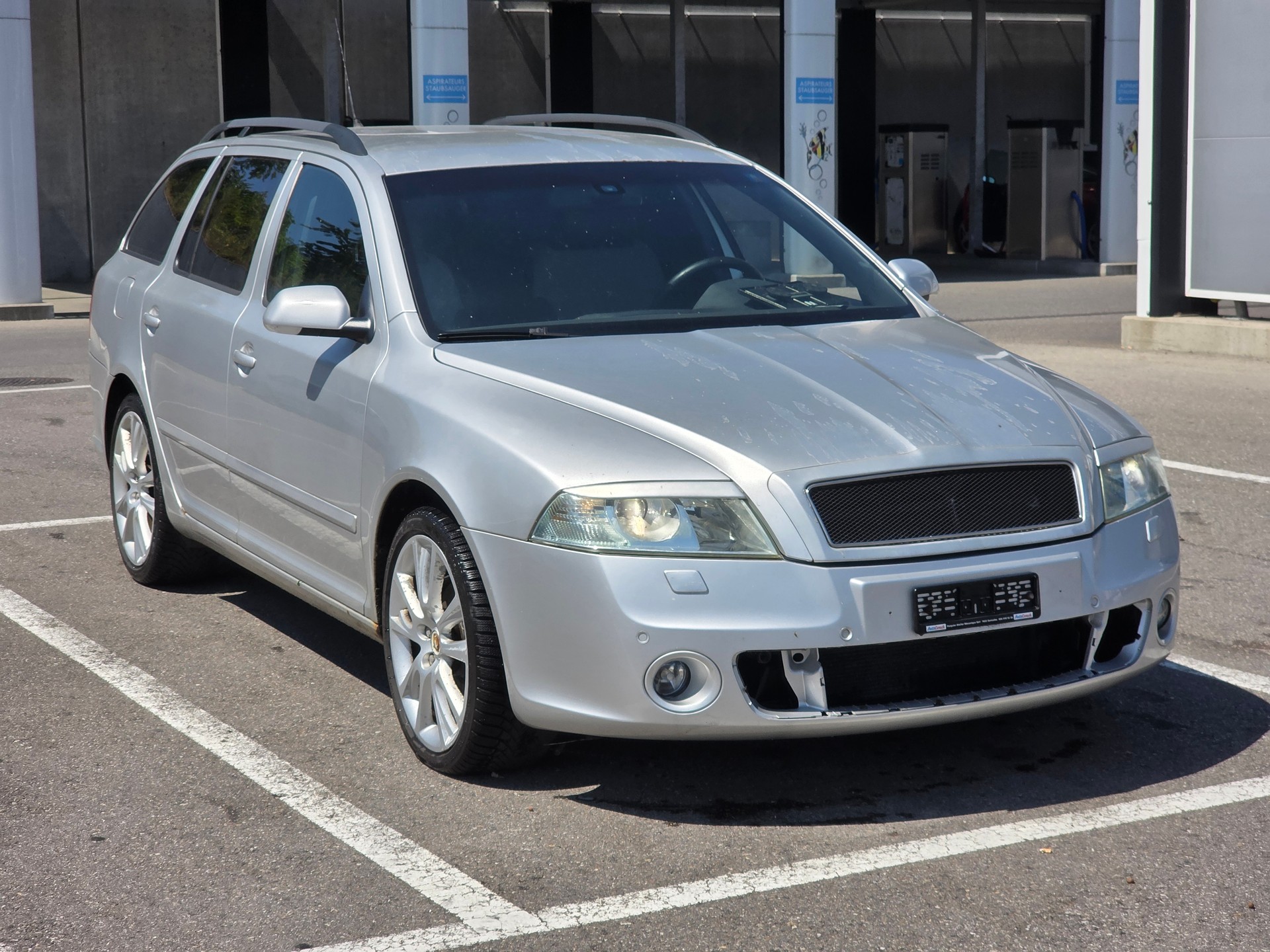 SKODA Octavia 2.0 TFSI RS-image-1