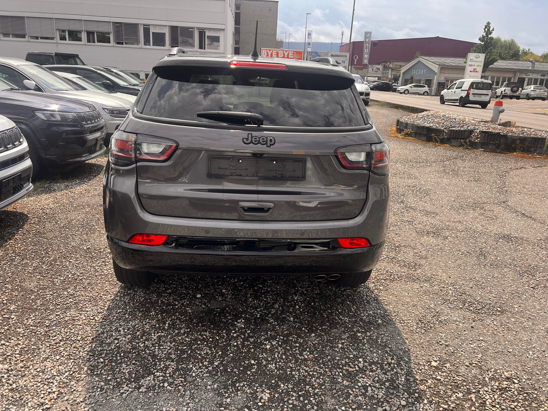 JEEP Compass 4x2 1.3 Turbo 80th Anniversary DKG-showroom-element-3