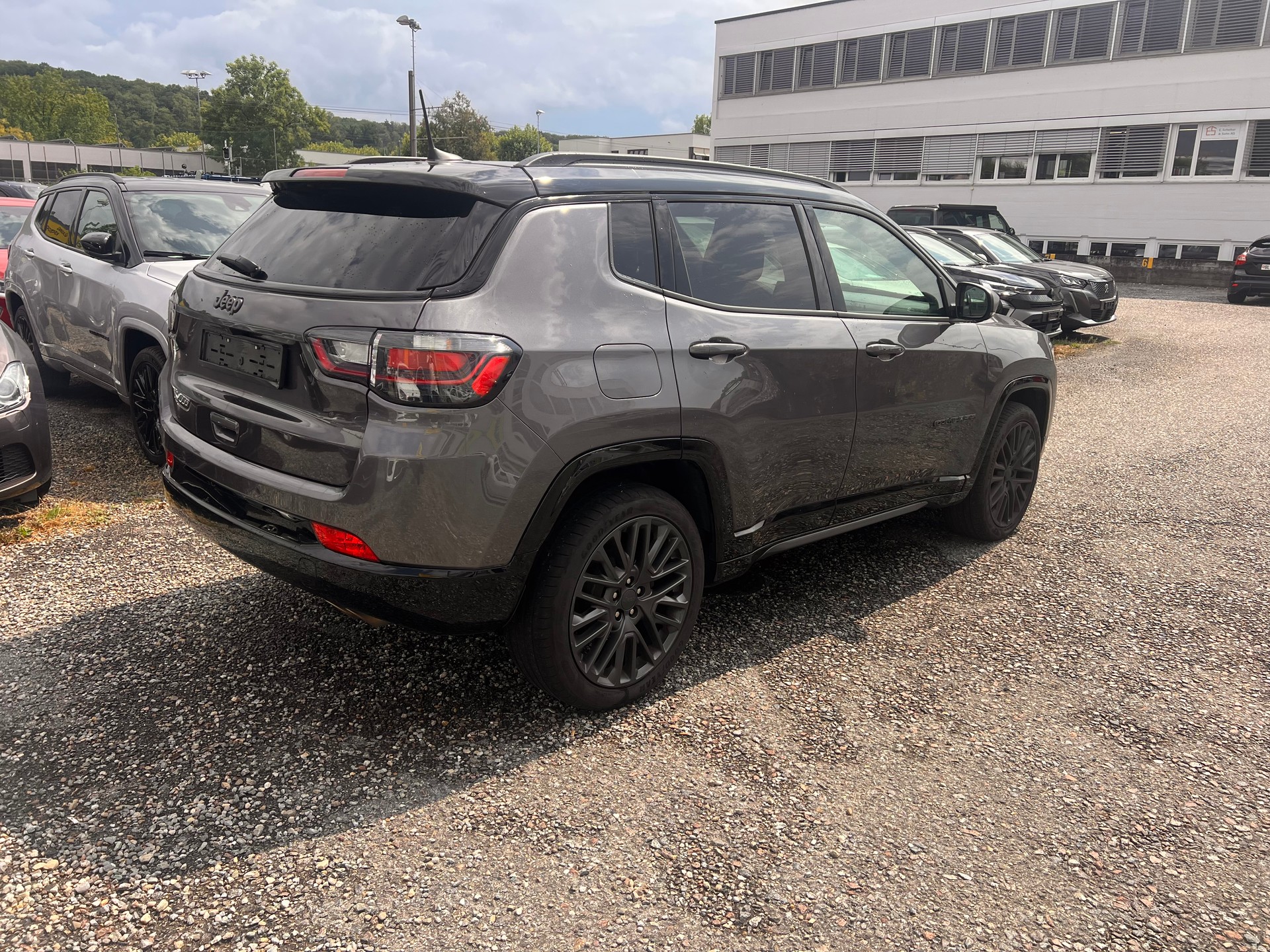JEEP Compass 4x2 1.3 Turbo 80th Anniversary DKG-image-5