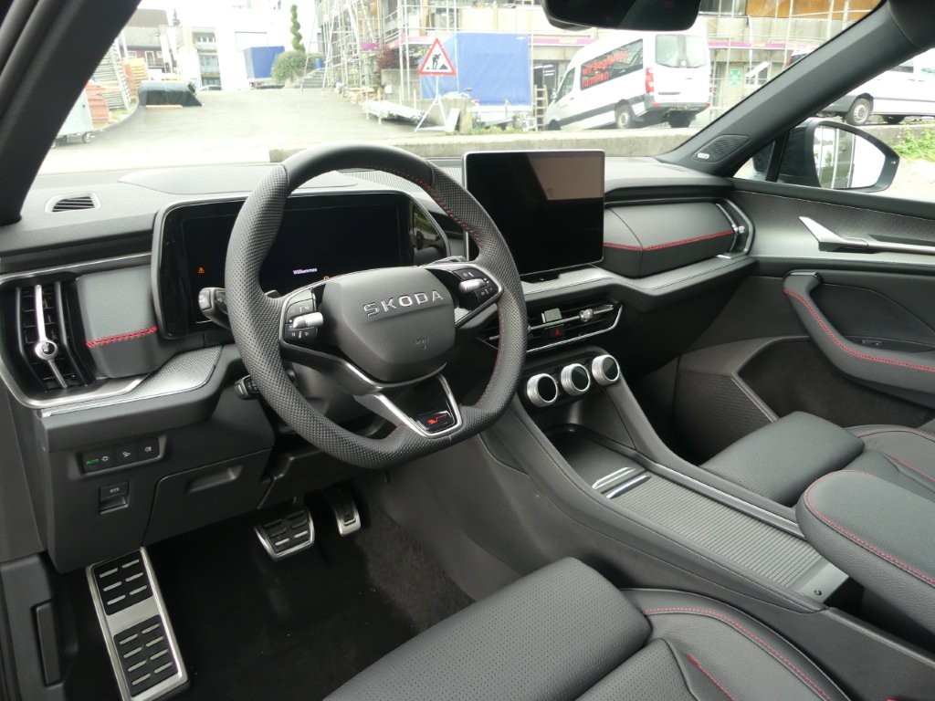 SKODA Kodiaq 2.0 TSI RS 4x4-image-6