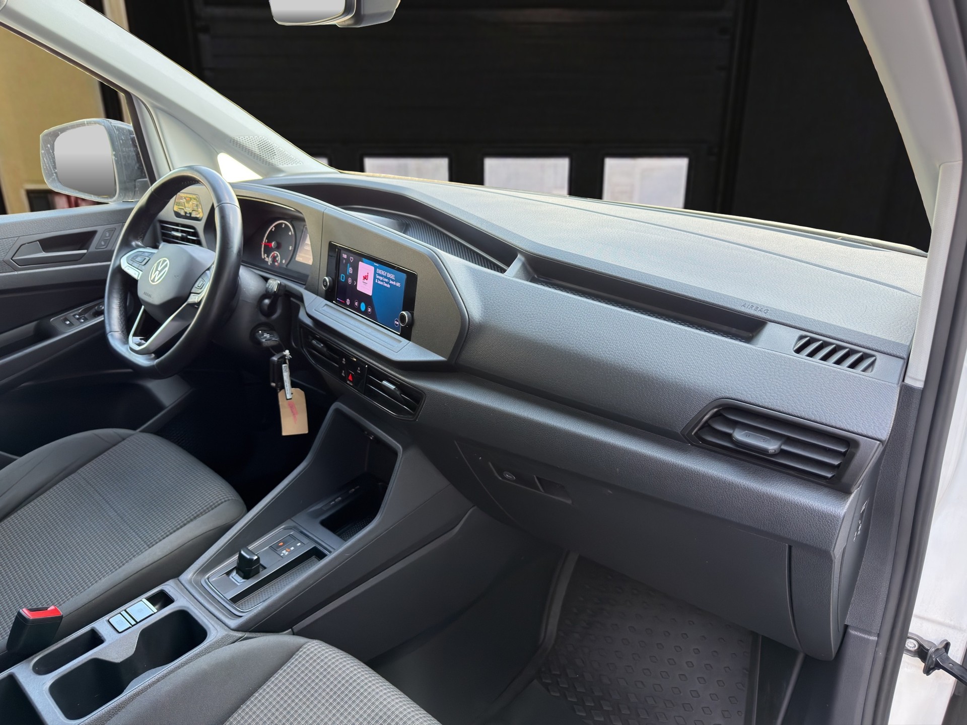 VW Caddy Cargo 2.0TDI DSG-image-9