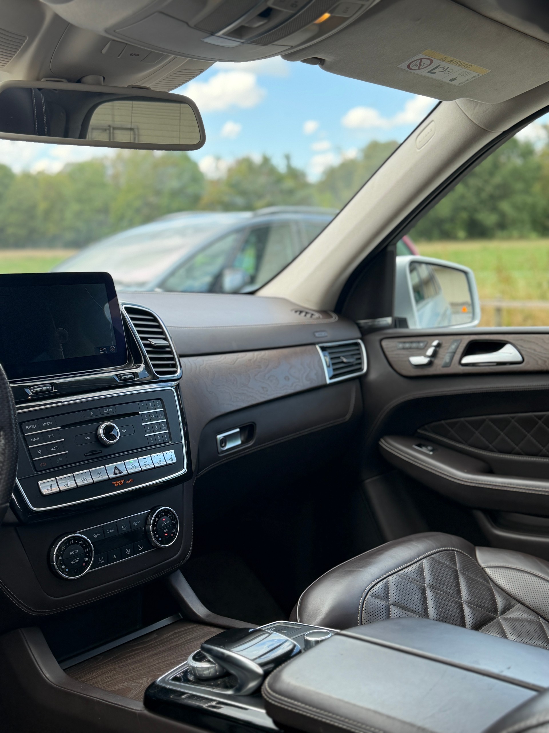 MERCEDES-BENZ GLS 350 d 4Matic 9G-TRONIC-image-14