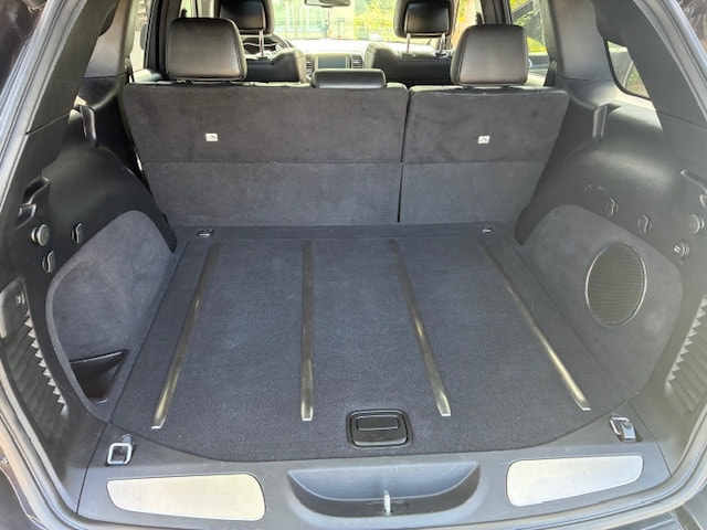 JEEP 6.4 V8 HEMI SRT8-image-3