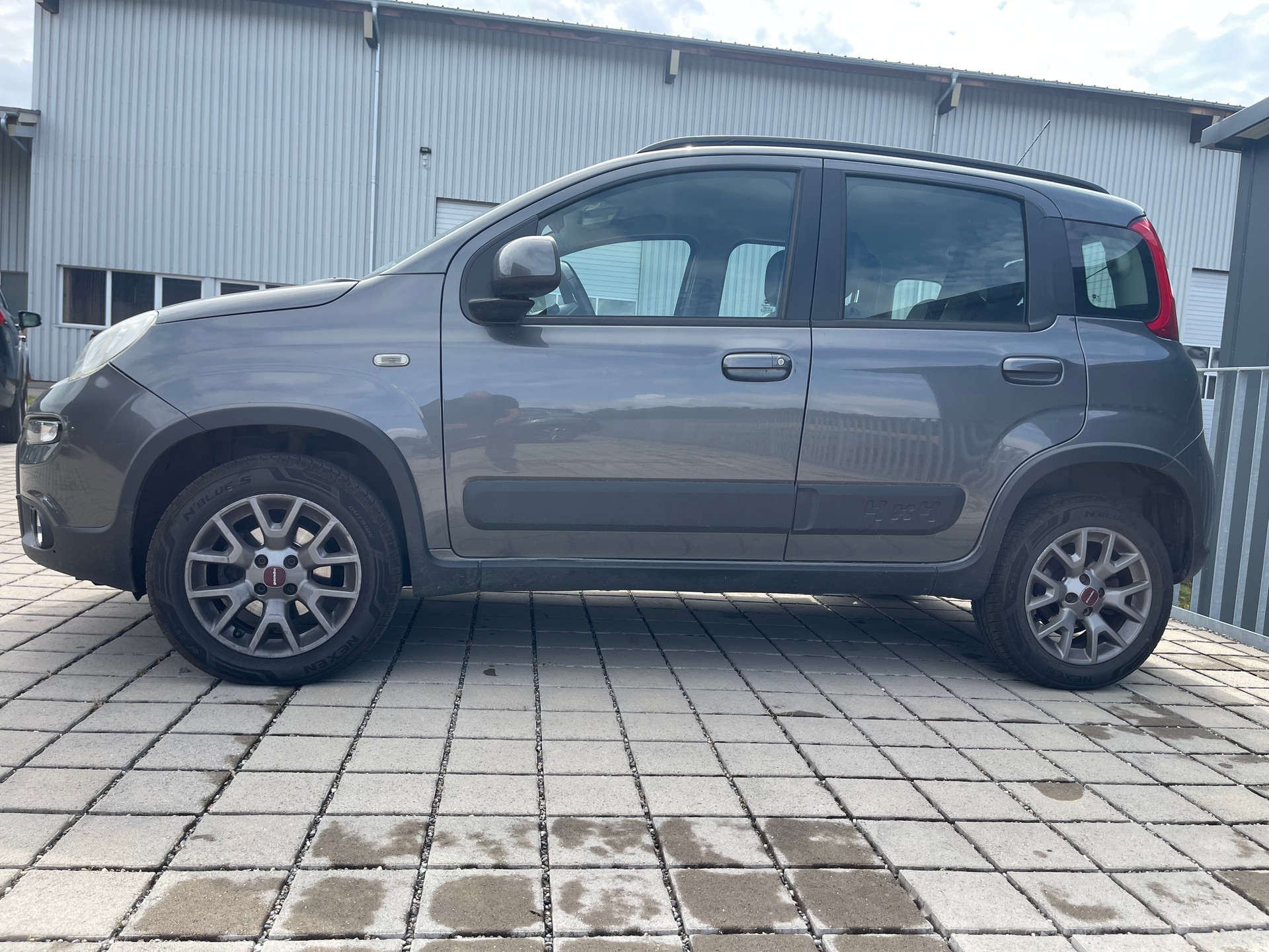 FIAT Panda 0.9 Twinair Turbo Cross 4x4-image-8