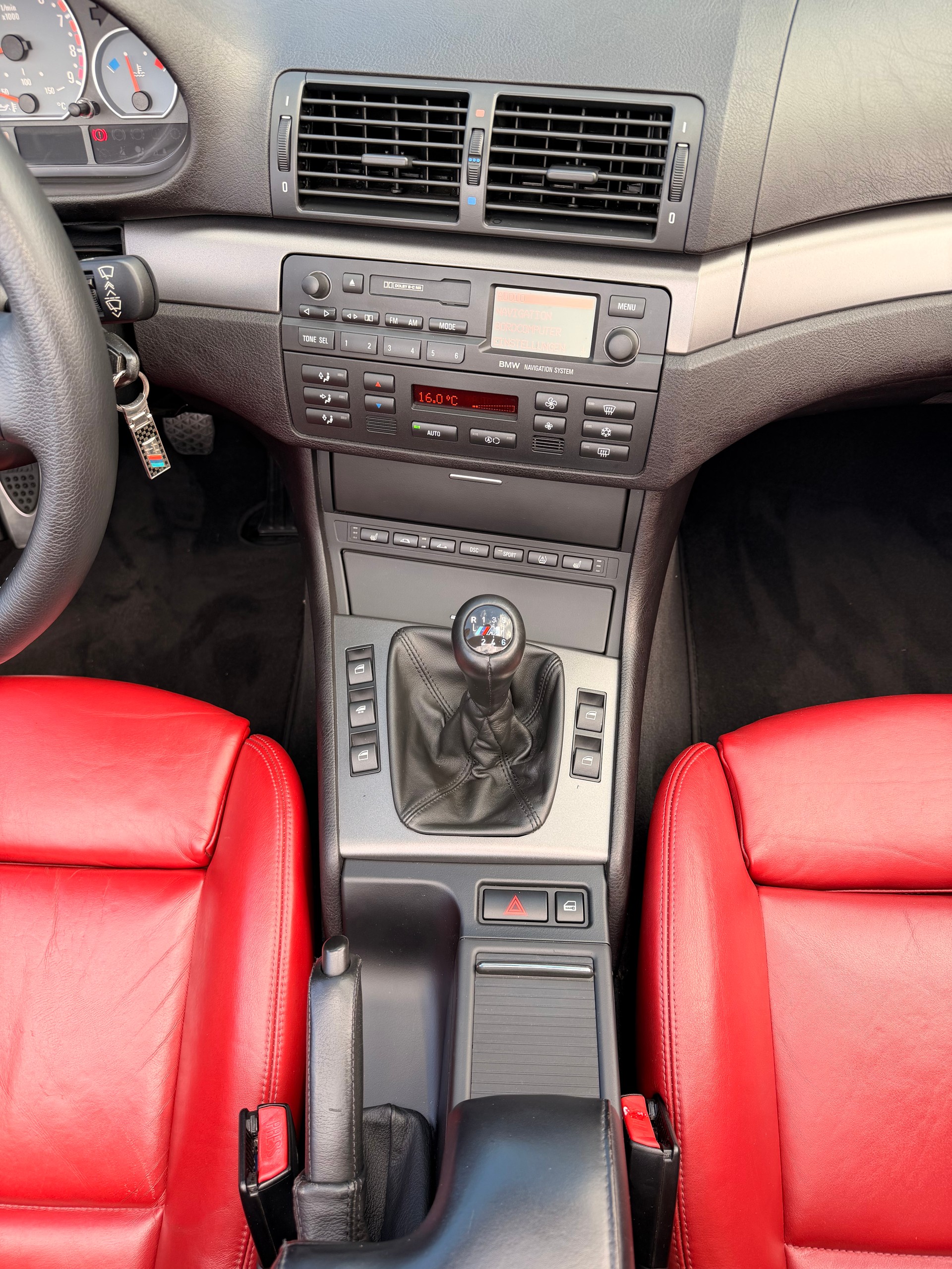 BMW M3 Cabriolet-image-26