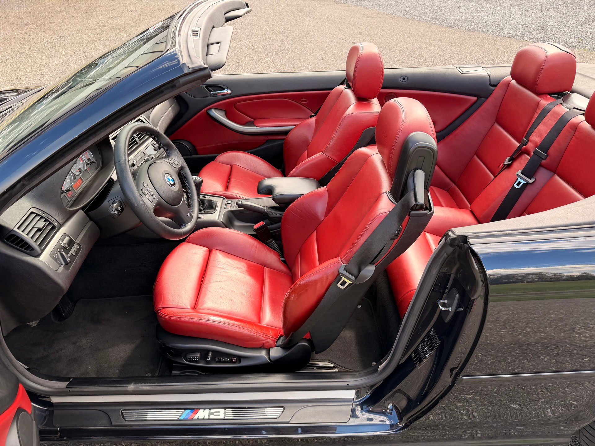 BMW M3 Cabriolet-image-16