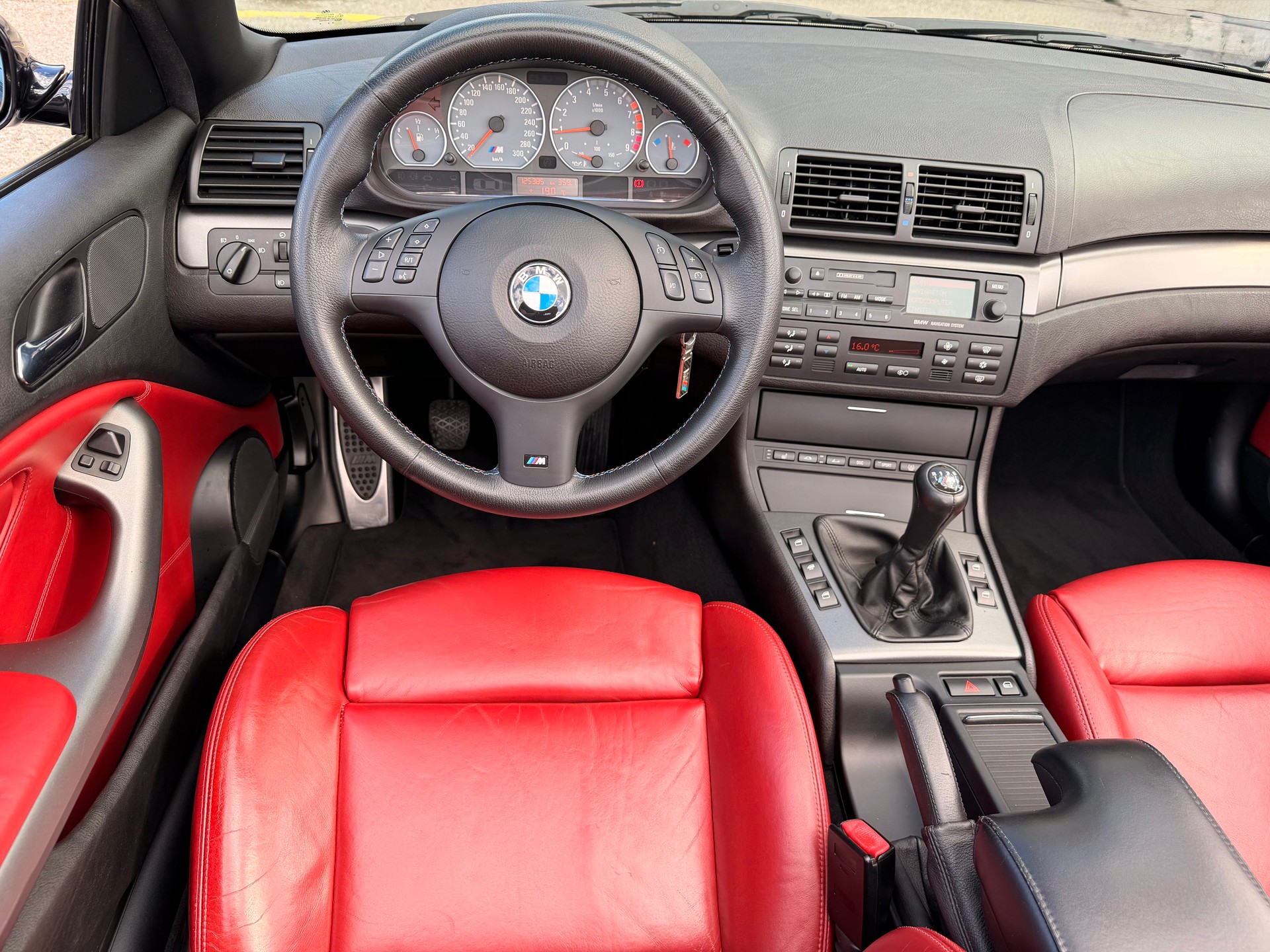 BMW M3 Cabriolet-image-19