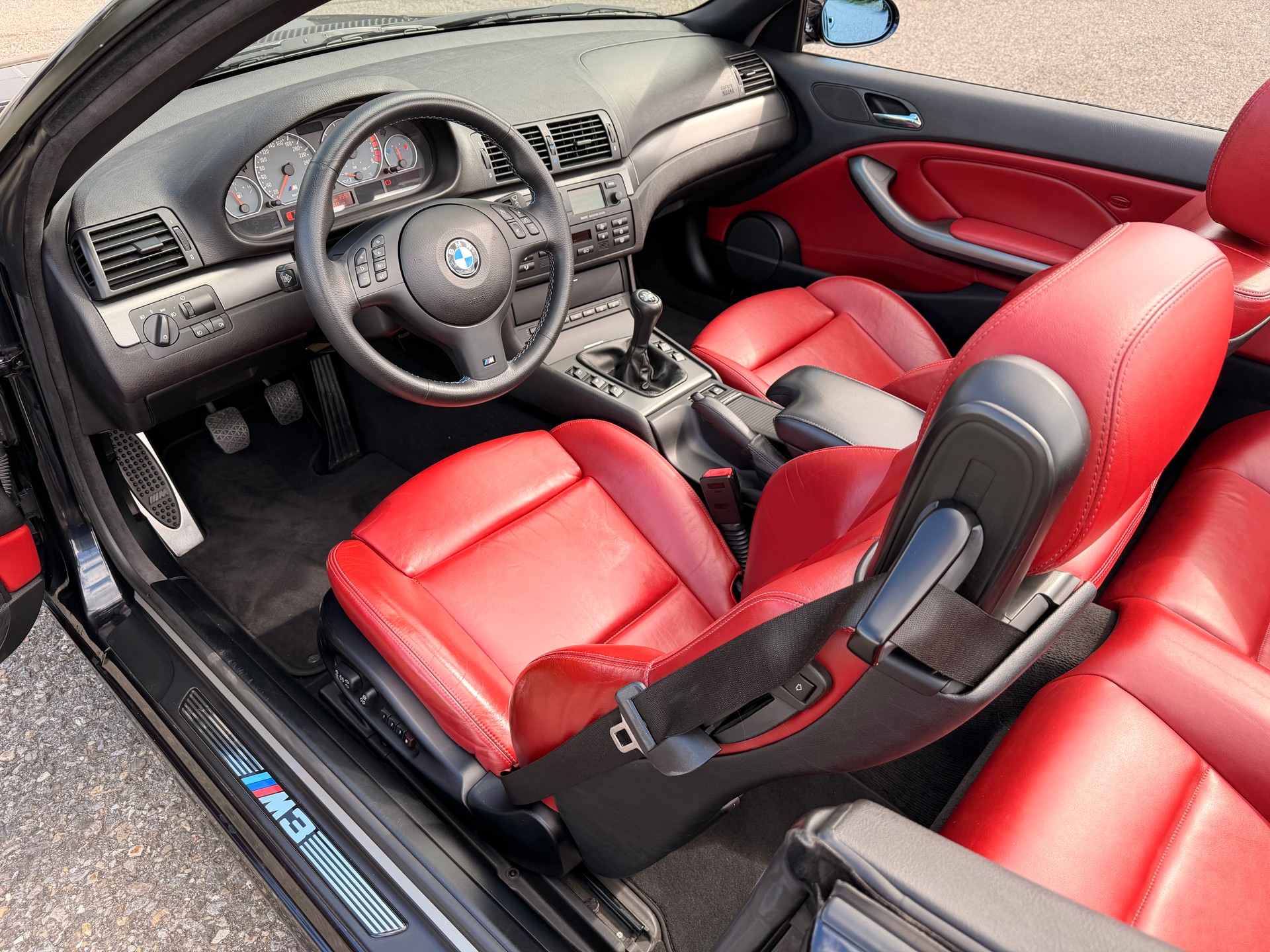 BMW M3 Cabriolet-image-15